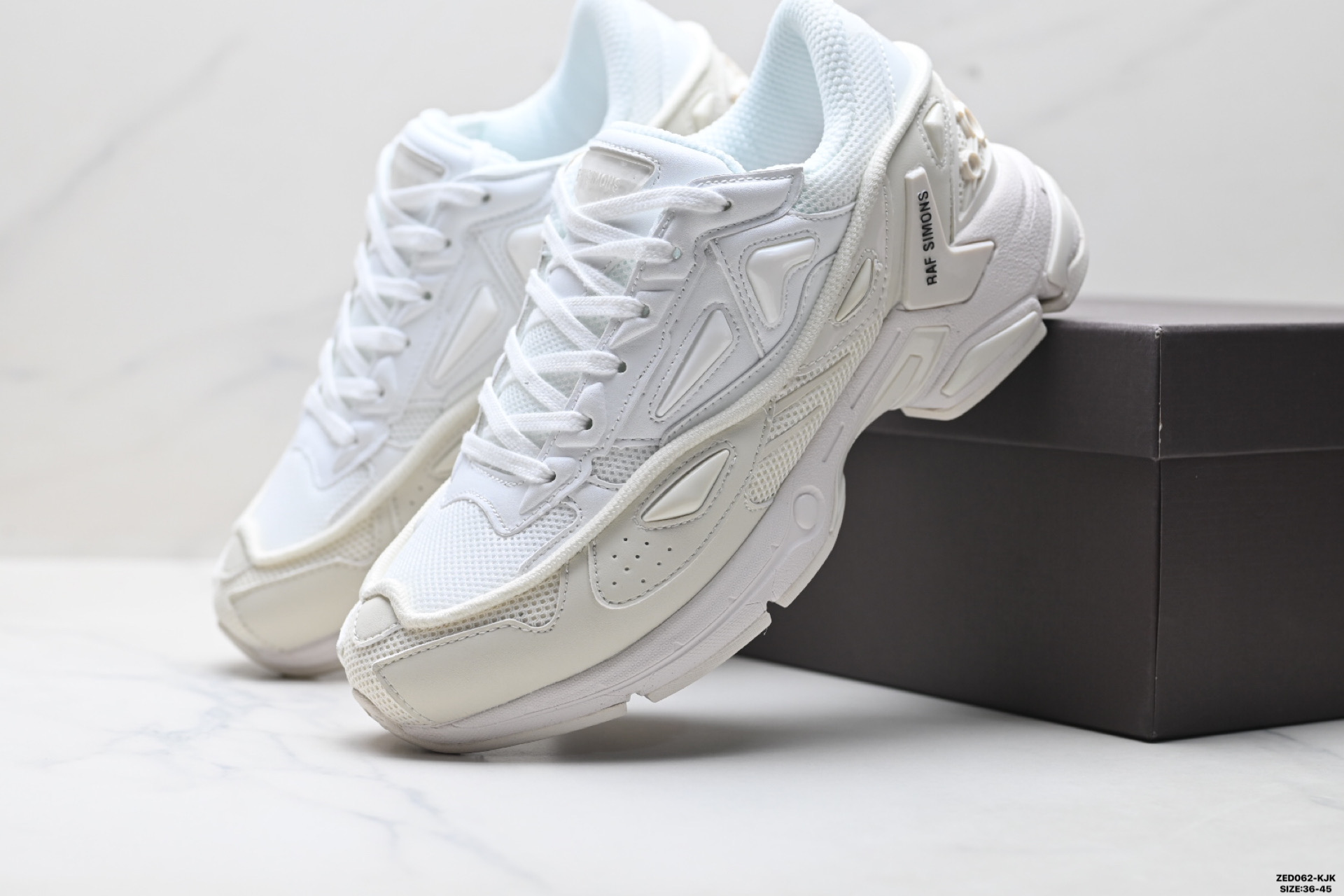 280 RAF SIMONS CYLON-21 潮流运动 织物皮革 圆头系带 低帮休闲鞋 HR830001S-L370-Chinese UA Cheap High Quatity Brand Clothes Bags handbags Sneakers wholesale wholesaler seller from China Factory suppliers Fashion Clothing Shoes best Quality Beautiful Price 280 RAF SIMONS CYLON-21 潮流运动 织物皮革 圆头系带 低帮休闲鞋 HR830001S-L370