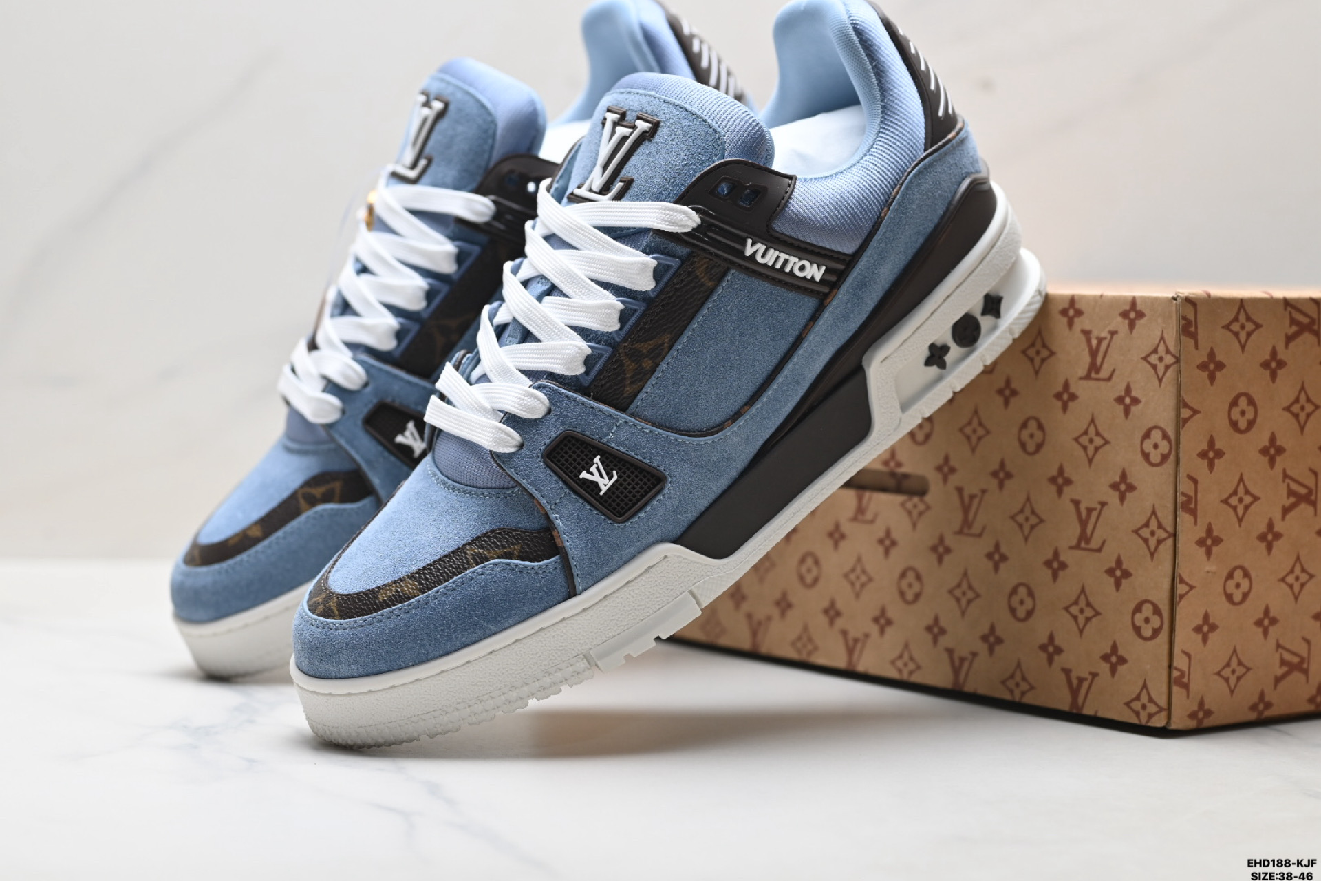 450 纯原Louis Vuitton Trainer Sneaker Low 路易威登 高奢休闲运动文化百搭板鞋-Chinese UA Cheap High Quatity Brand Clothes Bags handbags Sneakers wholesale wholesaler seller from China Factory suppliers Fashion Clothing Shoes best Quality Beautiful Price 450 纯原Louis Vuitton Trainer Sneaker Low 路易威登 高奢休闲运动文化百搭板鞋