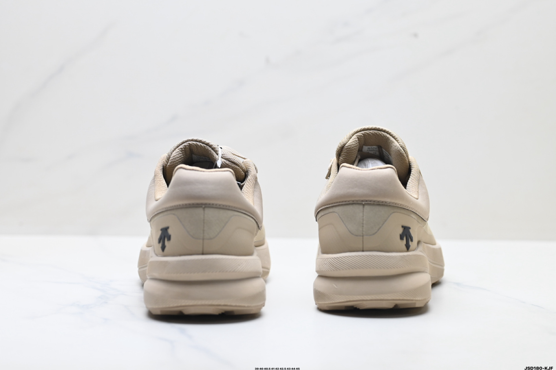 220 迪桑特DESCENTE RUNNING系列 EASE AIR JR BOA 透气 防滑 低帮运动鞋 Y5233RRN22-Chinese UA Cheap High Quatity Brand Clothes Bags handbags Sneakers wholesale wholesaler seller from China Factory suppliers Fashion Clothing Shoes best Quality Beautiful Price 220 迪桑特DESCENTE RUNNING系列 EASE AIR JR BOA 透气 防滑 低帮运动鞋 Y5233RRN22