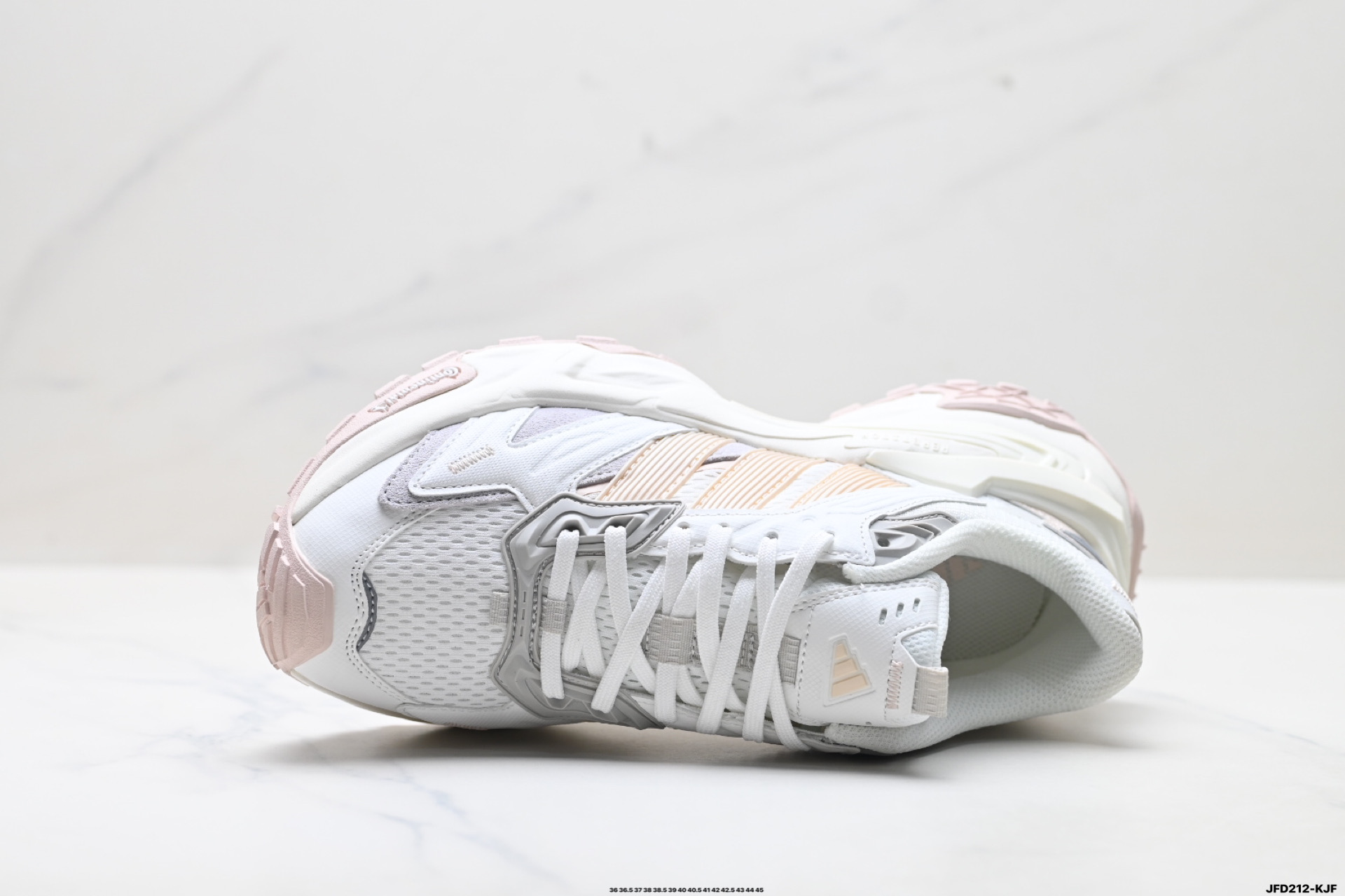 190 Adidas XLG STOEDGE阿迪达斯 舒适 防滑 老爹鞋 鞋面由轻薄透气的网布制成 KI1855