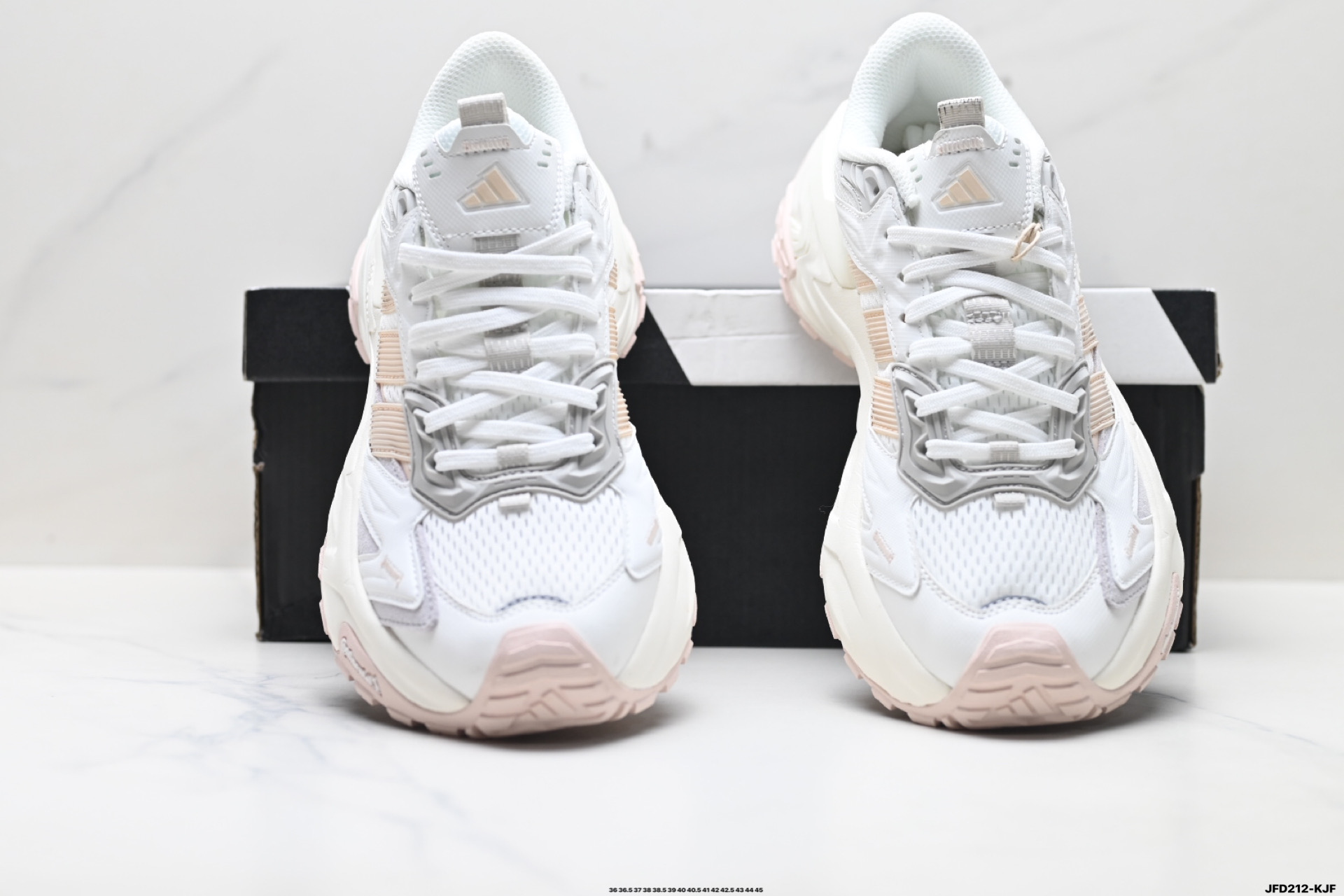 190 Adidas XLG STOEDGE阿迪达斯 舒适 防滑 老爹鞋 鞋面由轻薄透气的网布制成 KI1855