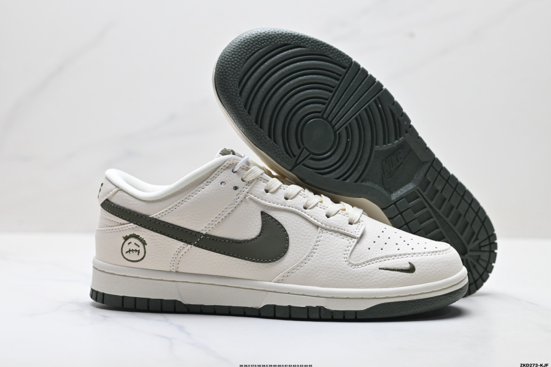 Nike Dunk Low Retro ‘DIY高端定制’耐克 低帮休闲运动板鞋 TX1688-024-Top High Quatity Cheap Sneakers Fashion Clothing Clothes Bags handbags Shoes of all Brand wholesale With The best Quality And Beautiful Price from China Factory Chinese suppliers wholesaler seller Nike Dunk Low Retro ‘DIY高端定制’耐克 低帮休闲运动板鞋 TX1688-024