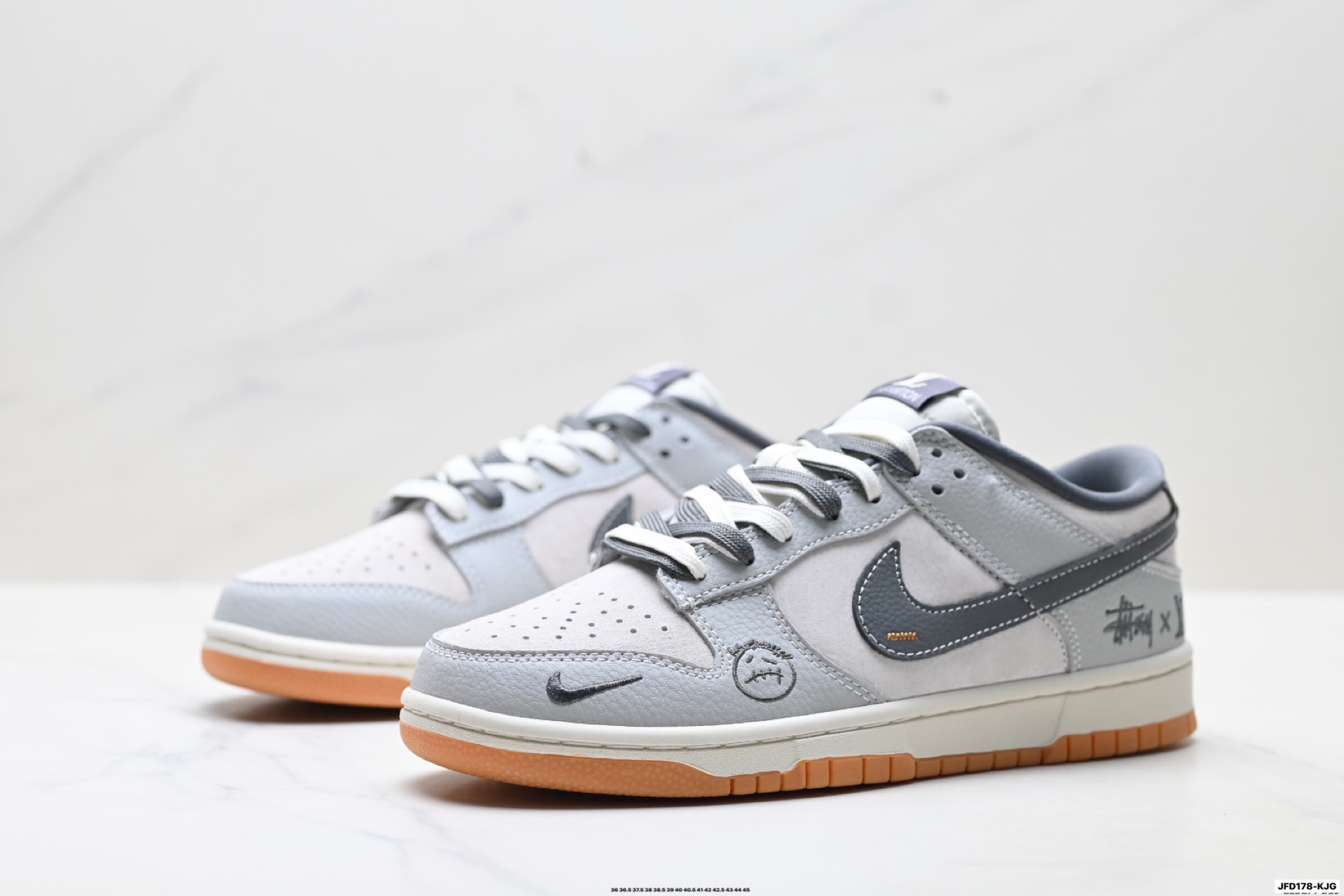 Nike Dunk Low Retro ‘DIY高端定制’耐克 低帮休闲运动板鞋 SD6688-001-Top High Quatity Cheap Sneakers Fashion Clothing Clothes Bags handbags Shoes of all Brand wholesale With The best Quality And Beautiful Price from China Factory Chinese suppliers wholesaler seller Nike Dunk Low Retro ‘DIY高端定制’耐克 低帮休闲运动板鞋 SD6688-001
