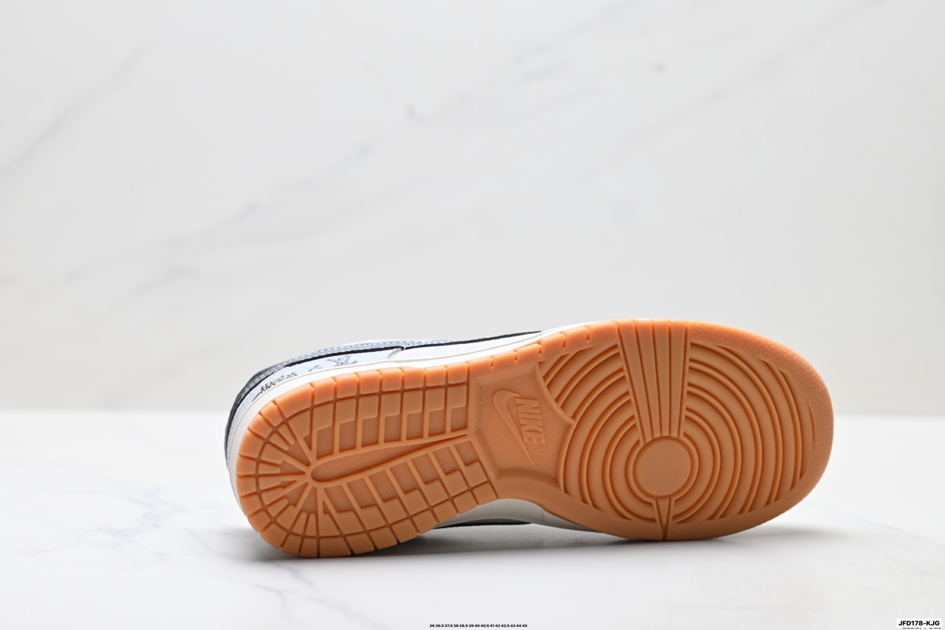 Nike Dunk Low Retro ‘DIY高端定制’耐克 低帮休闲运动板鞋 SD6688-001-Top High Quatity Cheap Sneakers Fashion Clothing Clothes Bags handbags Shoes of all Brand wholesale With The best Quality And Beautiful Price from China Factory Chinese suppliers wholesaler seller Nike Dunk Low Retro ‘DIY高端定制’耐克 低帮休闲运动板鞋 SD6688-001