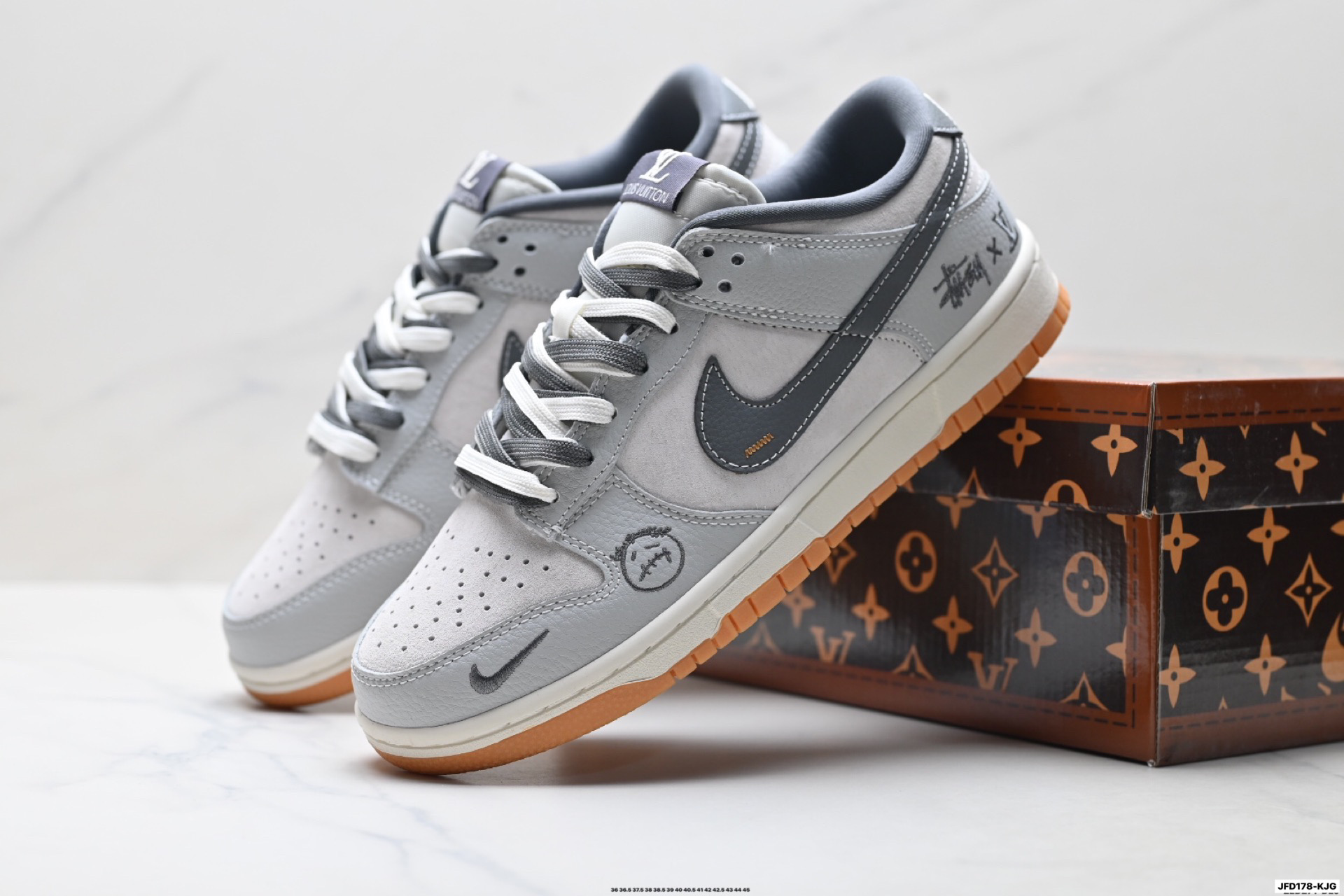 Nike Dunk Low Retro ‘DIY高端定制’耐克 低帮休闲运动板鞋 SD6688-001-Top High Quatity Cheap Sneakers Fashion Clothing Clothes Bags handbags Shoes of all Brand wholesale With The best Quality And Beautiful Price from China Factory Chinese suppliers wholesaler seller Nike Dunk Low Retro ‘DIY高端定制’耐克 低帮休闲运动板鞋 SD6688-001