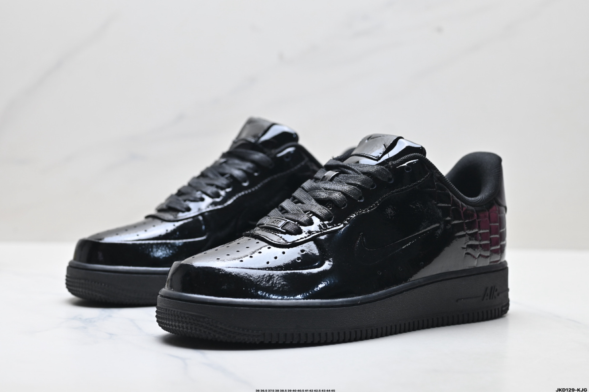 耐克Nike Air Force 1’07空军一号低帮百搭休闲运动板鞋 IF3201-001-Top High Quatity Cheap Sneakers Fashion Clothing Clothes Bags handbags Shoes of all Brand wholesale With The best Quality And Beautiful Price from China Factory Chinese suppliers wholesaler seller 耐克Nike Air Force 1’07空军一号低帮百搭休闲运动板鞋 IF3201-001