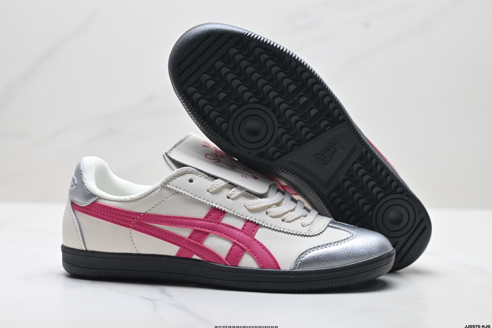 150 Onitsuka Tiger Tokuten 亚瑟士 复古低帮休闲跑鞋 1183C532-203