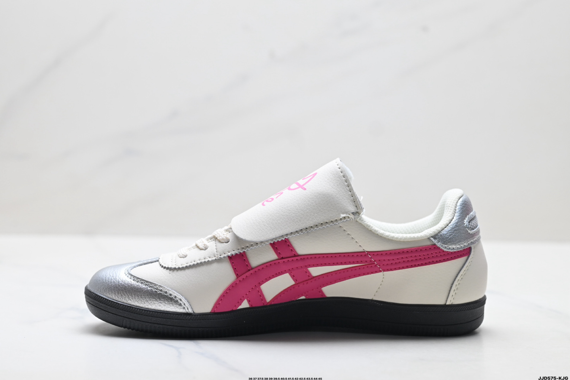 150 Onitsuka Tiger Tokuten 亚瑟士 复古低帮休闲跑鞋 1183C532-203