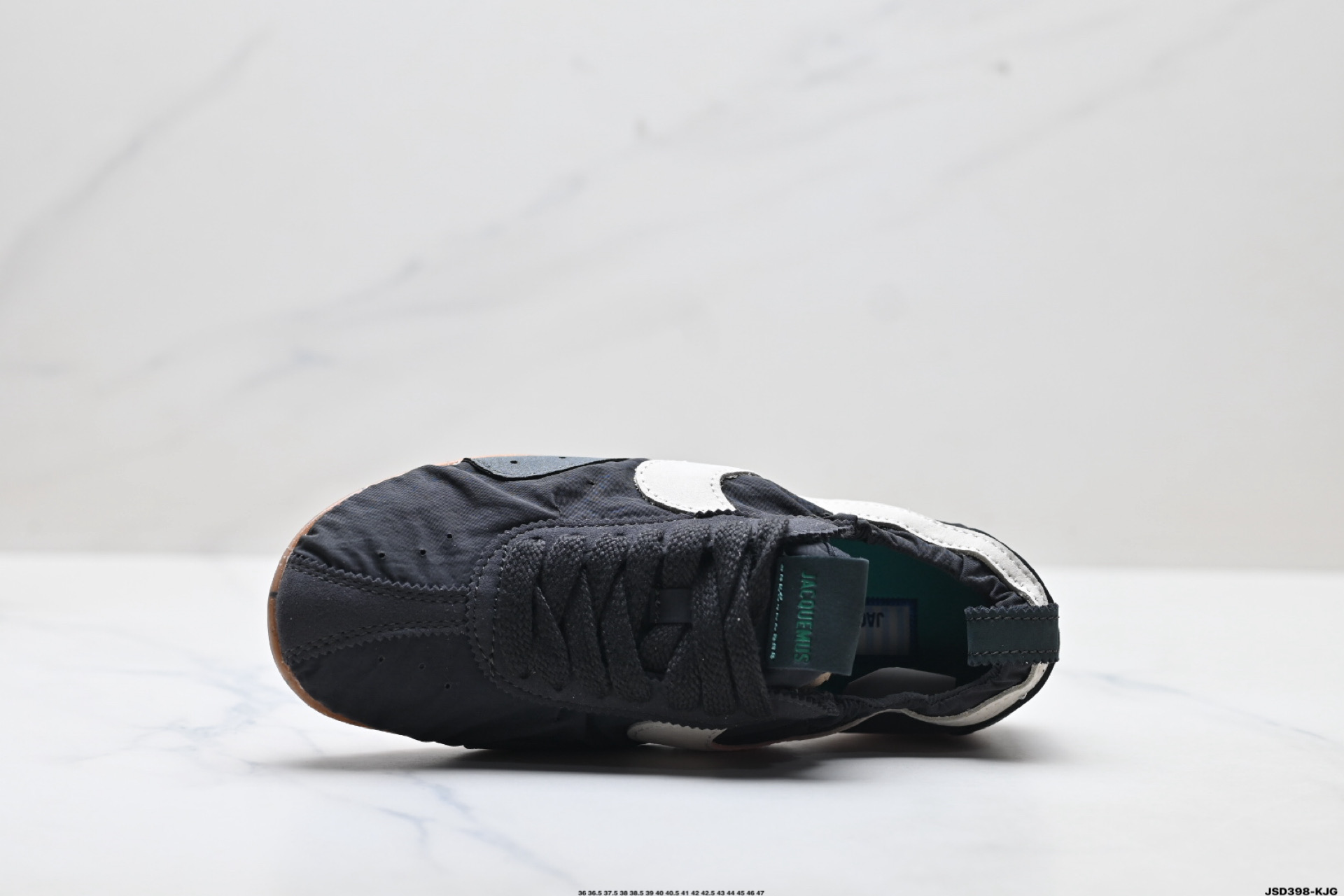 Jacquemus x Nike Jacumoon 耐克 柔软舒适防滑耐磨 低帮休闲板鞋 HV8547-001