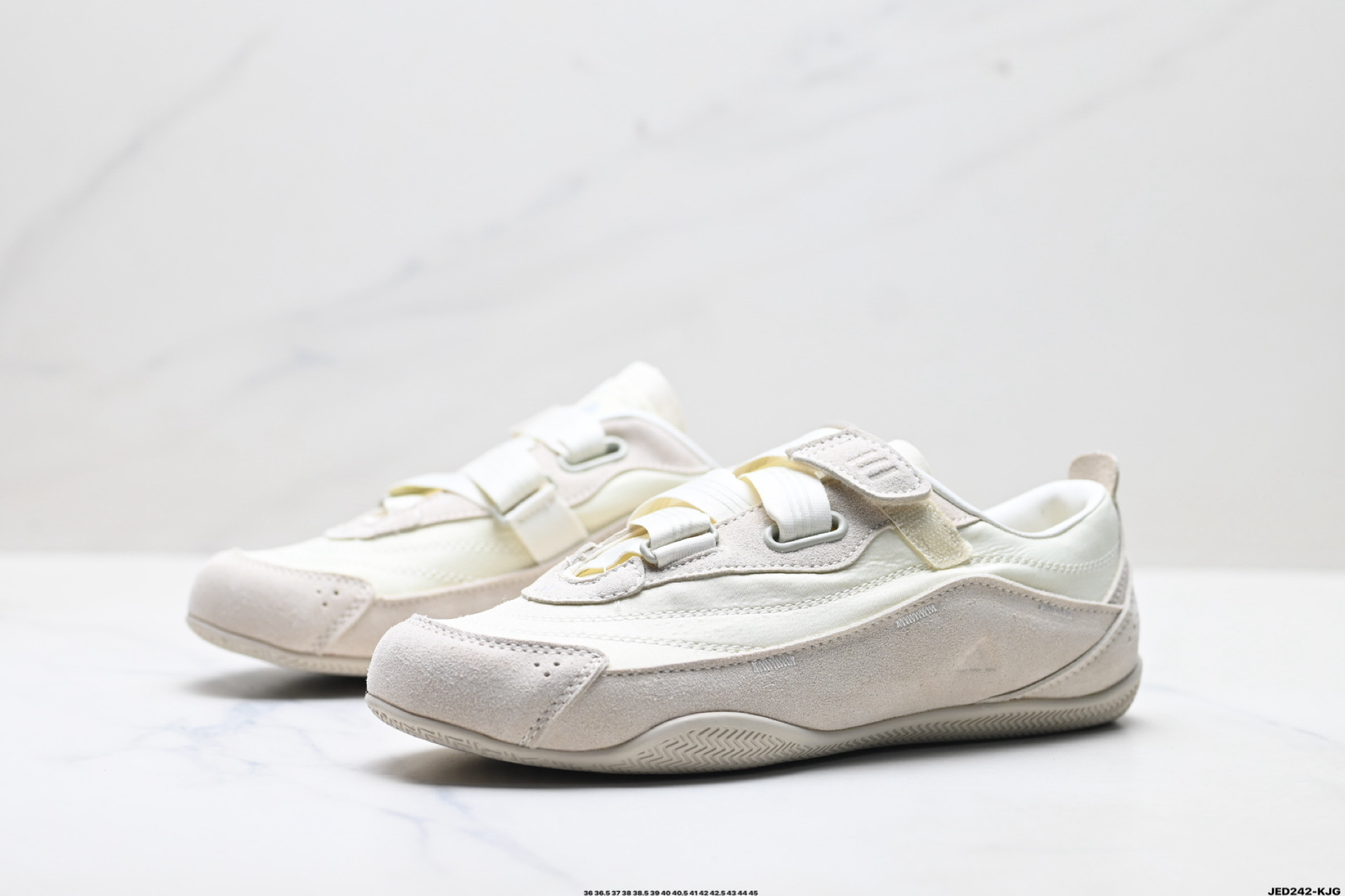 170 ADIDAS URBAN REVERIE 舒适百搭 耐磨低帮 阿迪达斯 生活休闲鞋 KJ9092-Chinese UA Cheap High Quatity Brand Clothes Bags handbags Sneakers wholesale wholesaler seller from China Factory suppliers Fashion Clothing Shoes best Quality Beautiful Price 170 ADIDAS URBAN REVERIE 舒适百搭 耐磨低帮 阿迪达斯 生活休闲鞋 KJ9092