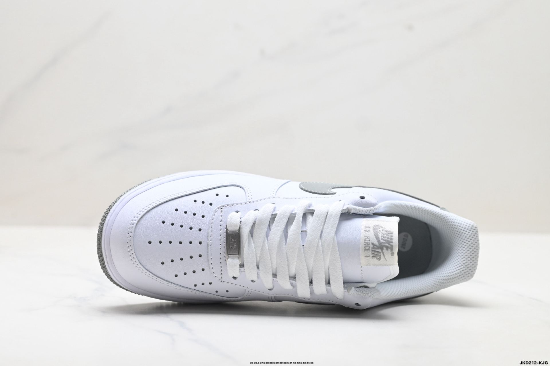 耐克Nike Air Force 1’07空军一号低帮百搭休闲运动板鞋 FJ4146-100-Top High Quatity Cheap Sneakers Fashion Clothing Clothes Bags handbags Shoes of all Brand wholesale With The best Quality And Beautiful Price from China Factory Chinese suppliers wholesaler seller 耐克Nike Air Force 1’07空军一号低帮百搭休闲运动板鞋 FJ4146-100
