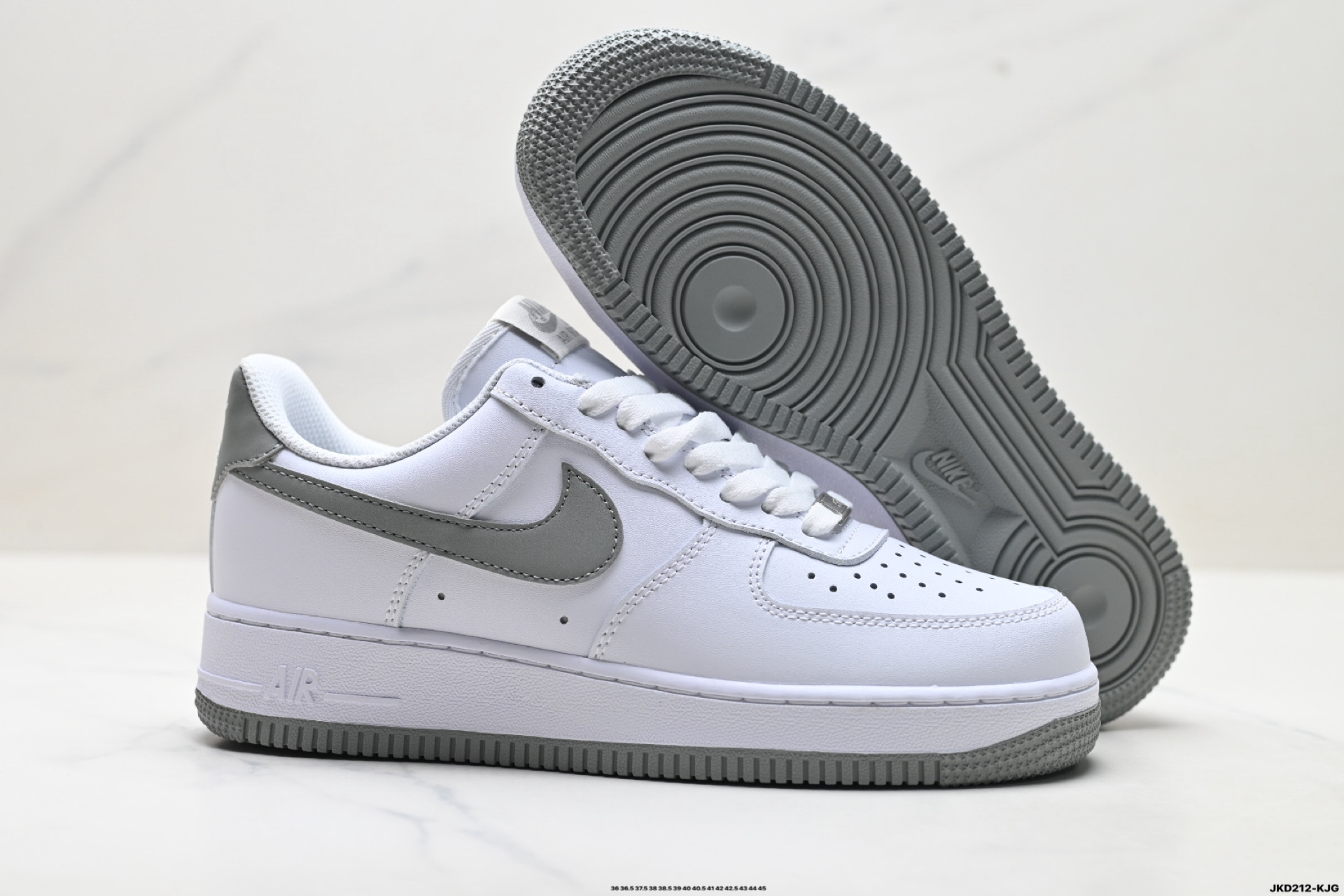 耐克Nike Air Force 1’07空军一号低帮百搭休闲运动板鞋 FJ4146-100-Top High Quatity Cheap Sneakers Fashion Clothing Clothes Bags handbags Shoes of all Brand wholesale With The best Quality And Beautiful Price from China Factory Chinese suppliers wholesaler seller 耐克Nike Air Force 1’07空军一号低帮百搭休闲运动板鞋 FJ4146-100