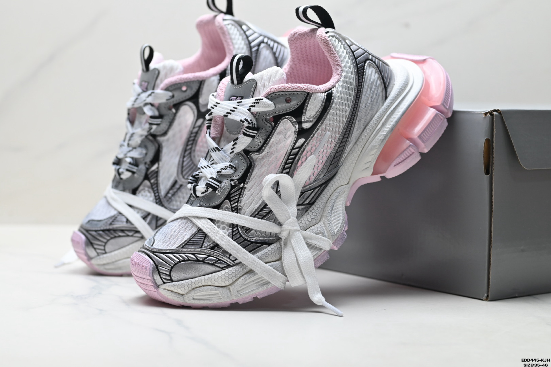 370 Balenciaga巴黎世家 3XL 网布透气 低帮复古老爹鞋 679442 W1B02 010