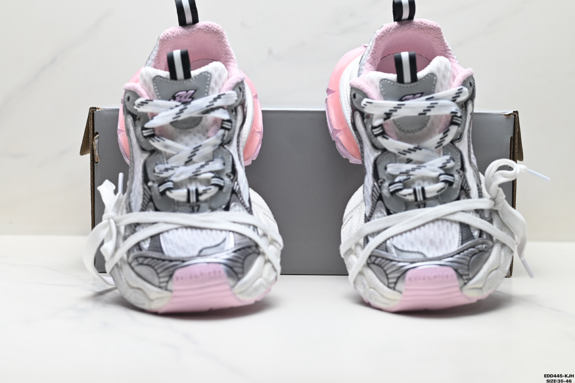 370 Balenciaga巴黎世家 3XL 网布透气 低帮复古老爹鞋 679442 W1B02 010