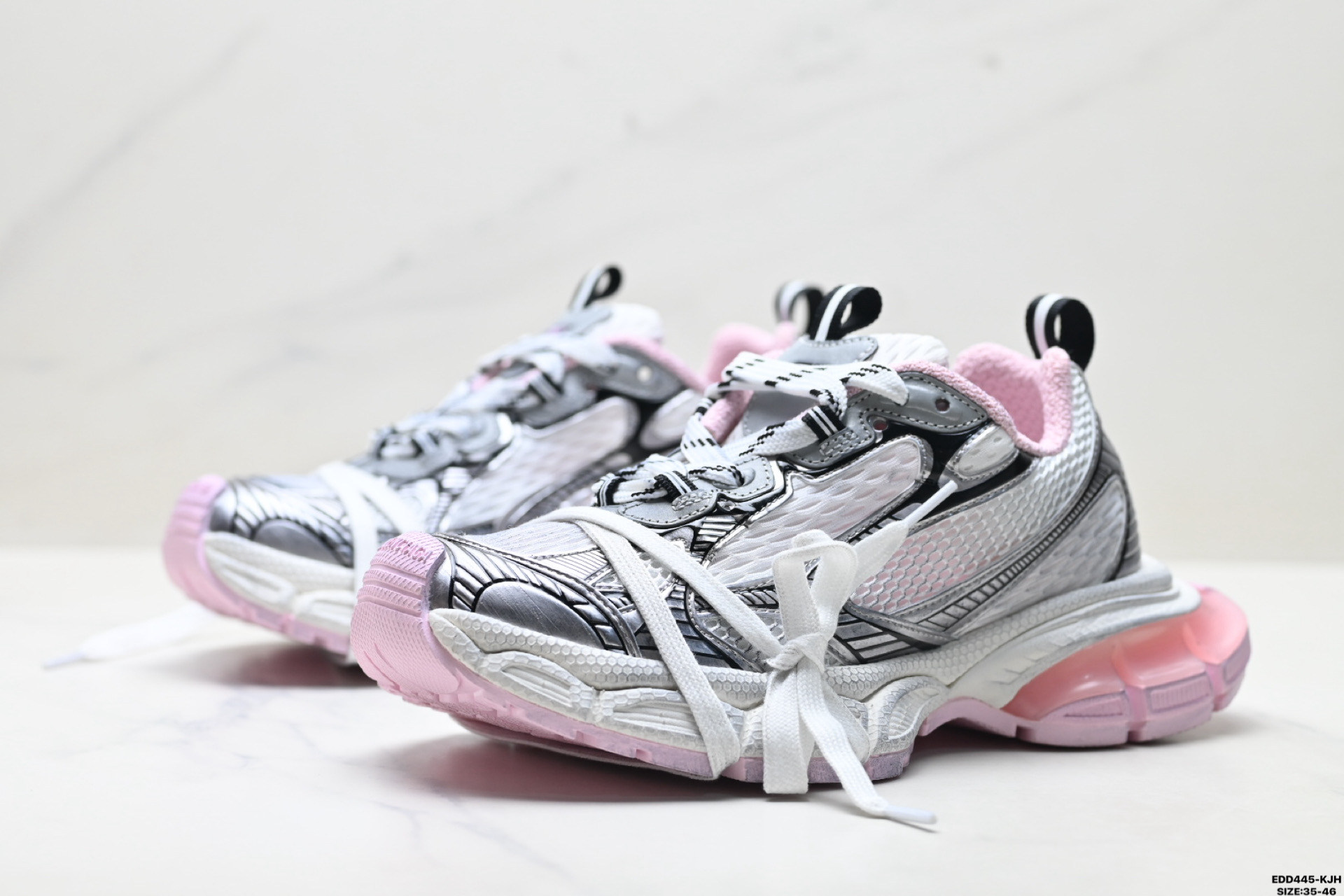 370 Balenciaga巴黎世家 3XL 网布透气 低帮复古老爹鞋 679442 W1B02 010