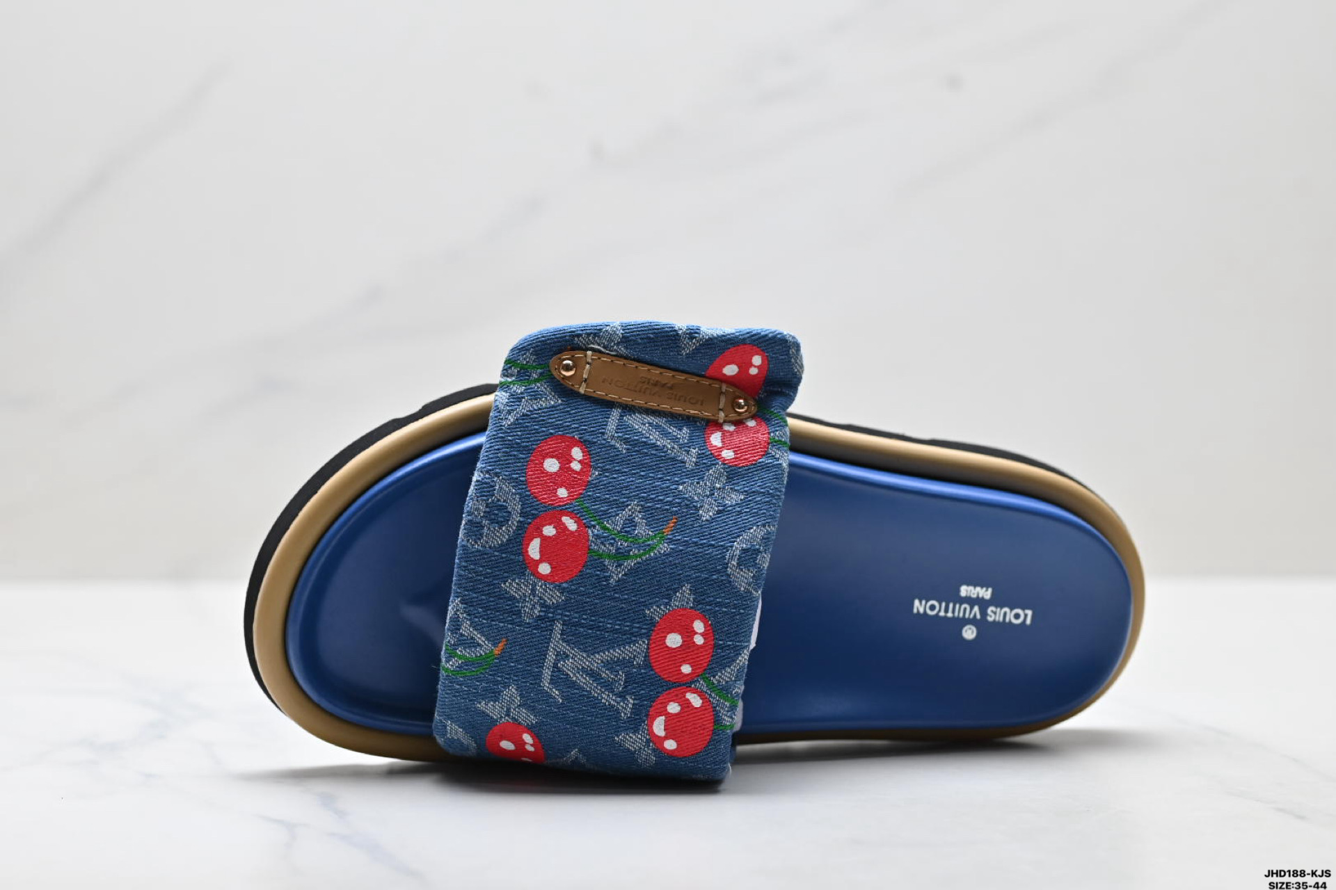 210 纯原Louis Vuitton 路易威登 牛仔布 经典老花 LV 拖鞋-Chinese UA Cheap High Quatity Brand Clothes Bags handbags Sneakers wholesale wholesaler seller from China Factory suppliers Fashion Clothing Shoes best Quality Beautiful Price 210 纯原Louis Vuitton 路易威登 牛仔布 经典老花 LV 拖鞋