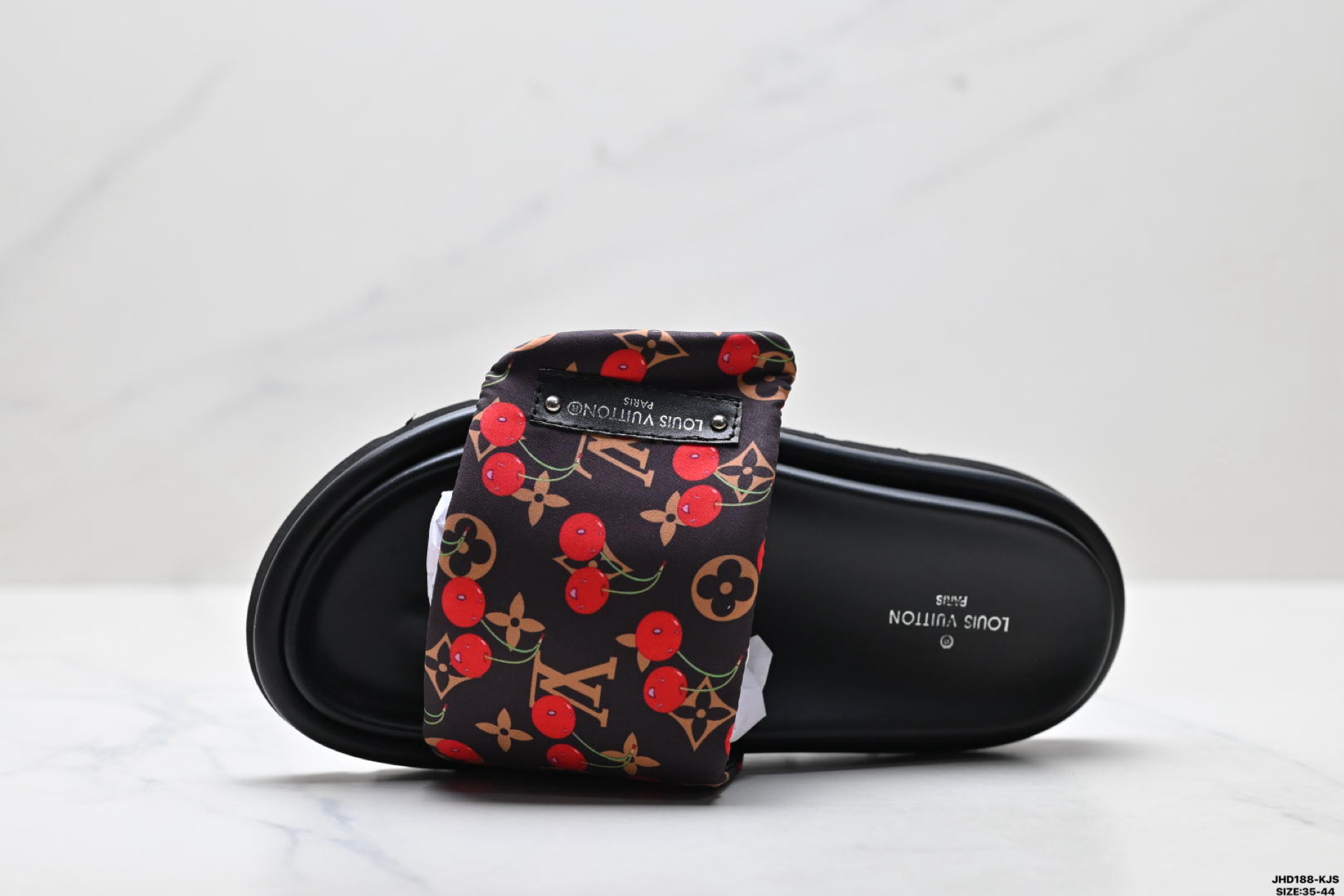 210 纯原Louis Vuitton 路易威登 牛仔布 经典老花 LV 拖鞋-Chinese UA Cheap High Quatity Brand Clothes Bags handbags Sneakers wholesale wholesaler seller from China Factory suppliers Fashion Clothing Shoes best Quality Beautiful Price 210 纯原Louis Vuitton 路易威登 牛仔布 经典老花 LV 拖鞋