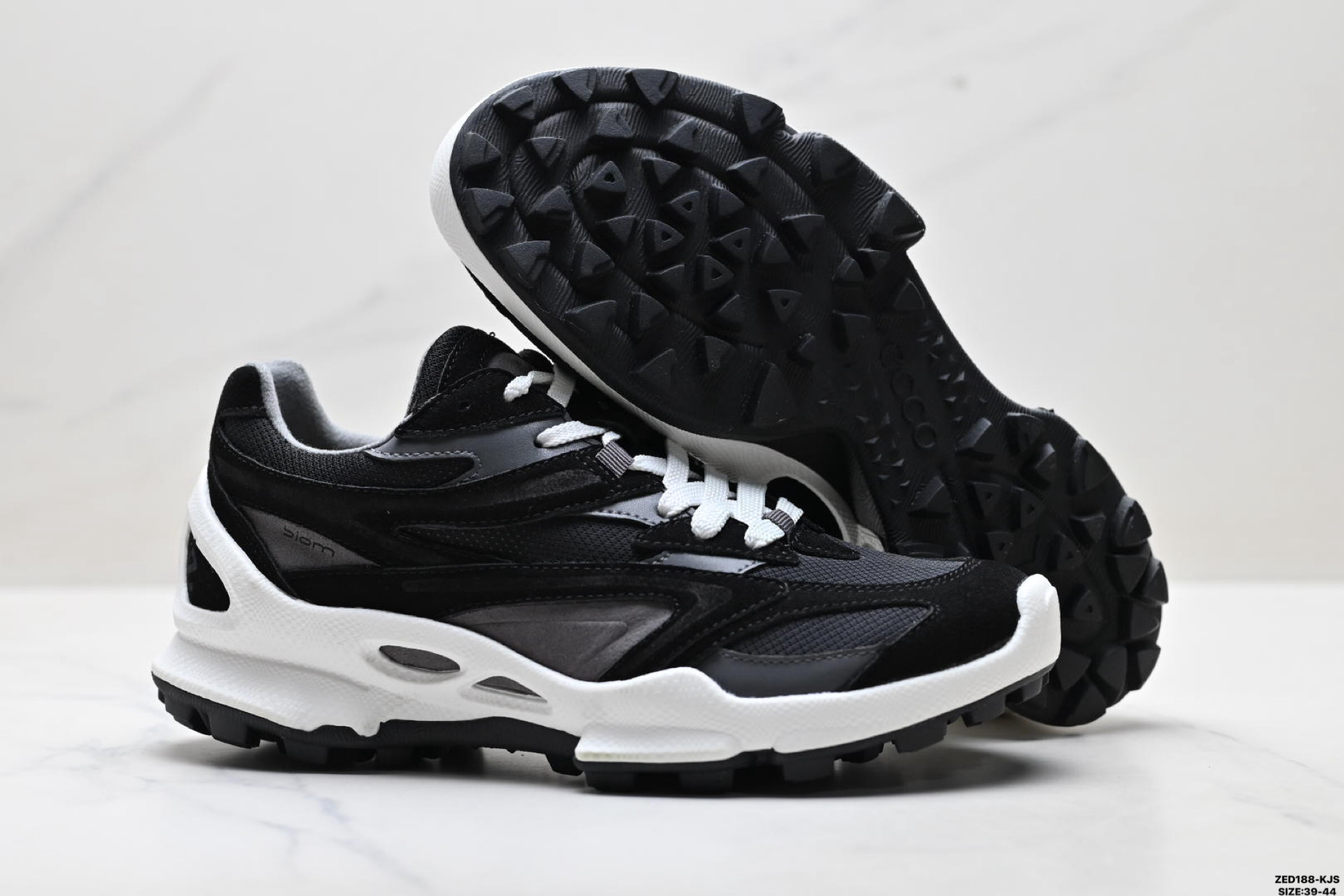 280 Ecco爱步 Biom C-Trail 健步C 舒适时尚 简约时尚 减震防滑 低帮休闲鞋 803324-510-Chinese UA Cheap High Quatity Brand Clothes Bags handbags Sneakers wholesale wholesaler seller from China Factory suppliers Fashion Clothing Shoes best Quality Beautiful Price 280 Ecco爱步 Biom C-Trail 健步C 舒适时尚 简约时尚 减震防滑 低帮休闲鞋 803324-510