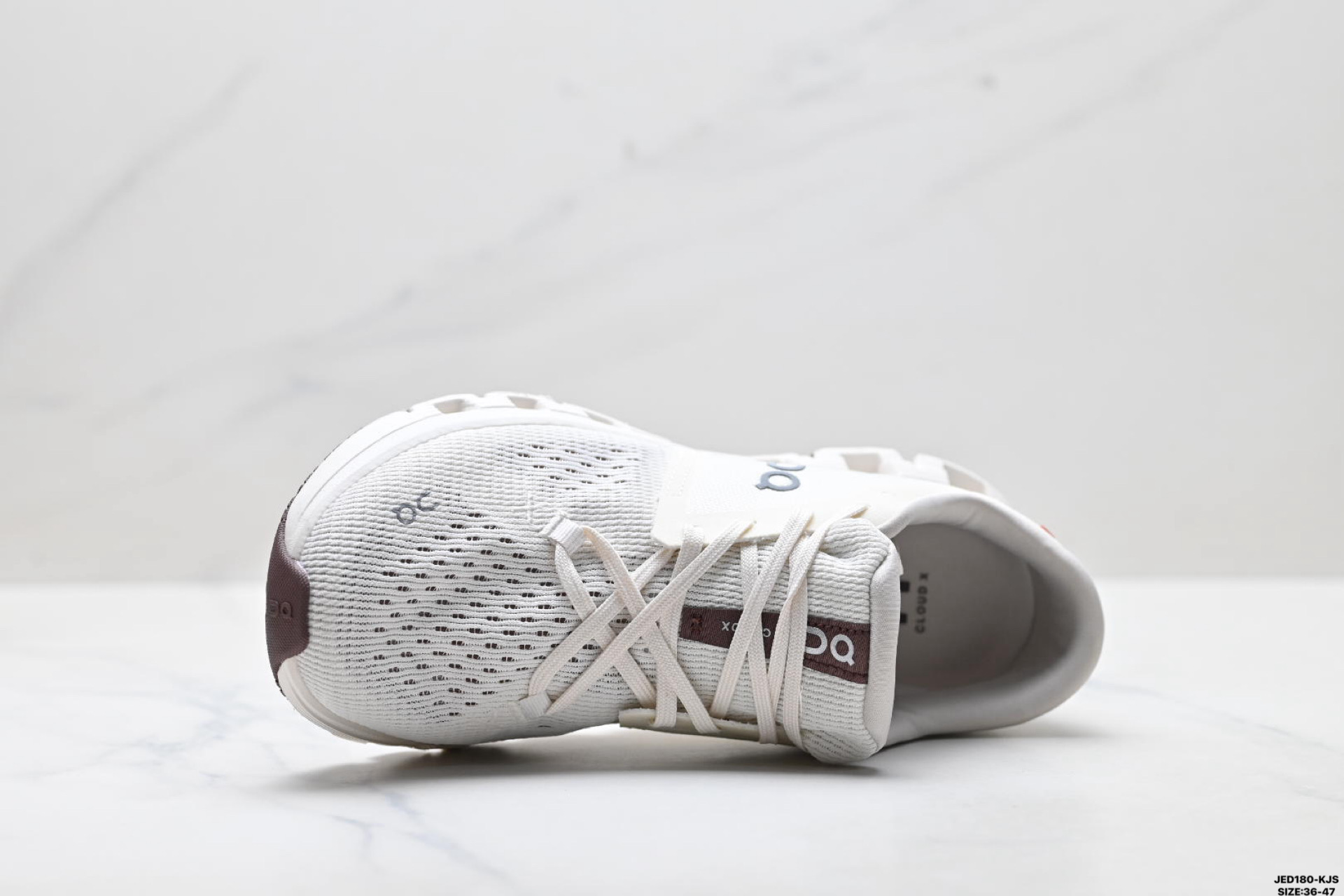 170 On昂跑 Cloud X 4 系列低帮轻量舒适多功能休闲运动鞋-Chinese UA Cheap High Quatity Brand Clothes Bags handbags Sneakers wholesale wholesaler seller from China Factory suppliers Fashion Clothing Shoes best Quality Beautiful Price 170 On昂跑 Cloud X 4 系列低帮轻量舒适多功能休闲运动鞋