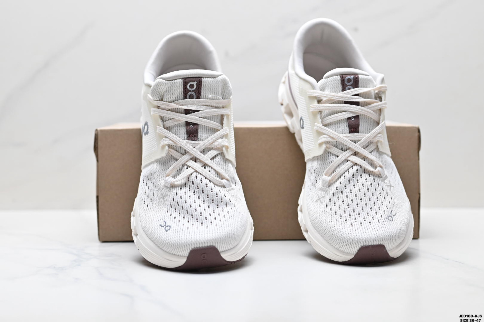 170 On昂跑 Cloud X 4 系列低帮轻量舒适多功能休闲运动鞋-Chinese UA Cheap High Quatity Brand Clothes Bags handbags Sneakers wholesale wholesaler seller from China Factory suppliers Fashion Clothing Shoes best Quality Beautiful Price 170 On昂跑 Cloud X 4 系列低帮轻量舒适多功能休闲运动鞋