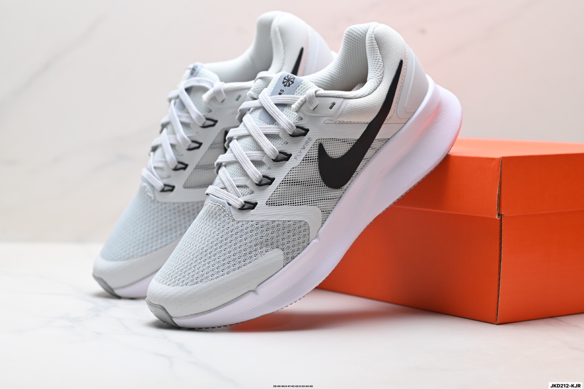 180 Nike Run Swift 3 透气防滑耐磨轻便 耐克 低帮跑鞋 CU3517-004