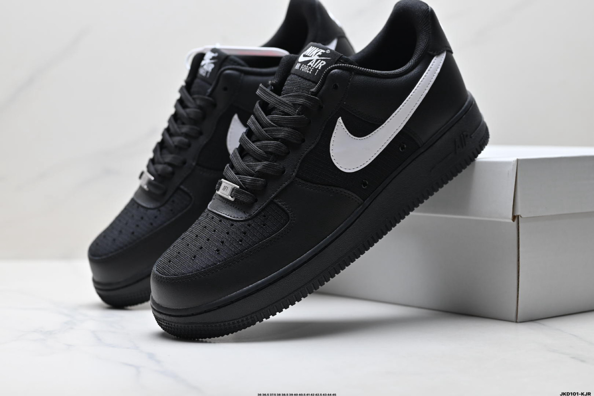 耐克Nike Air Force 1’07空军一号低帮百搭休闲运动板鞋 IR0952-001-Top High Quatity Cheap Sneakers Fashion Clothing Clothes Bags handbags Shoes of all Brand wholesale With The best Quality And Beautiful Price from China Factory Chinese suppliers wholesaler seller 耐克Nike Air Force 1’07空军一号低帮百搭休闲运动板鞋 IR0952-001