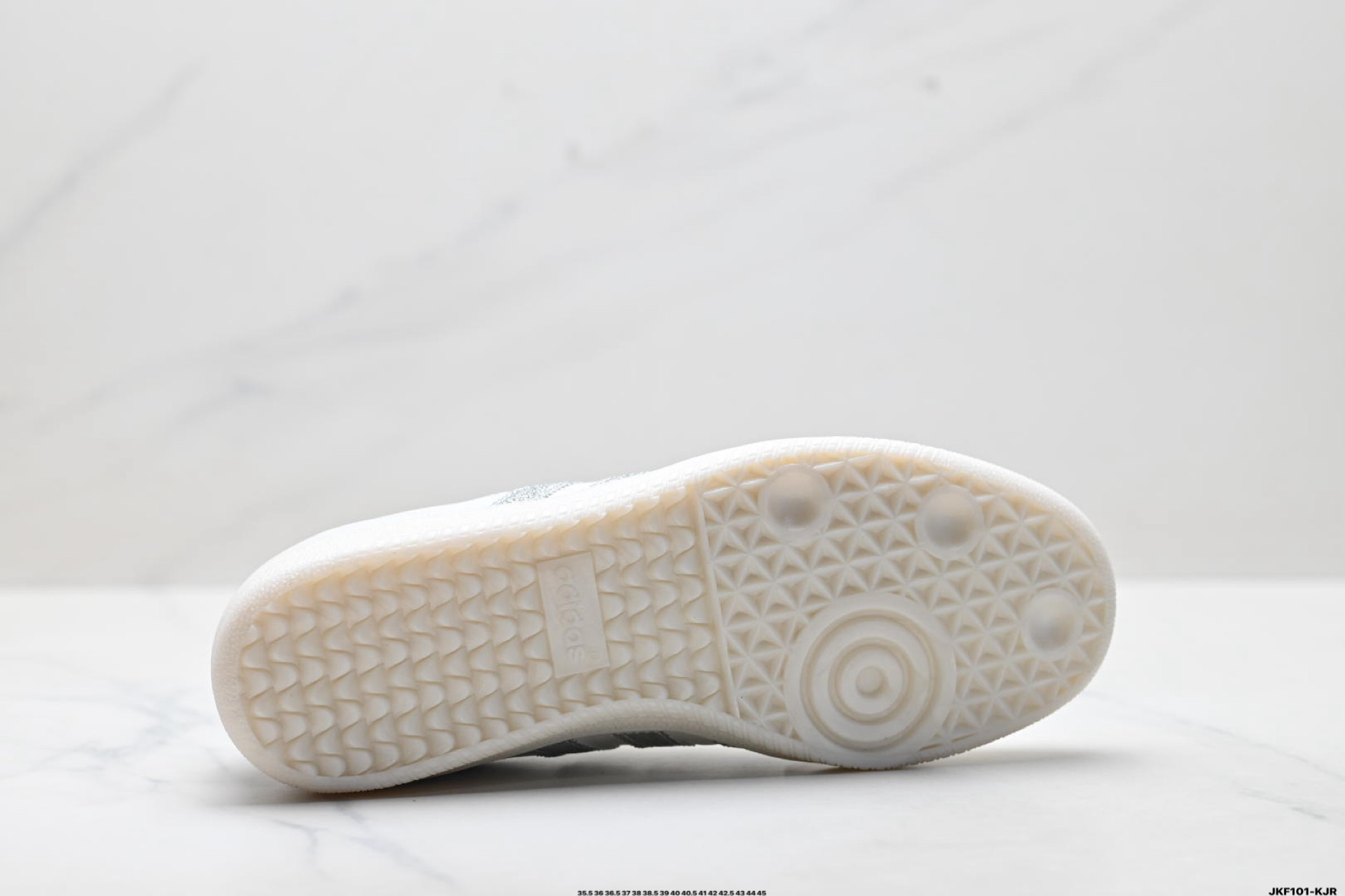 185 Adidas Originals Samba 阿迪达斯三叶草 桑巴舞系列绅士德训足球风百搭低帮休闲运动板鞋 HP3698