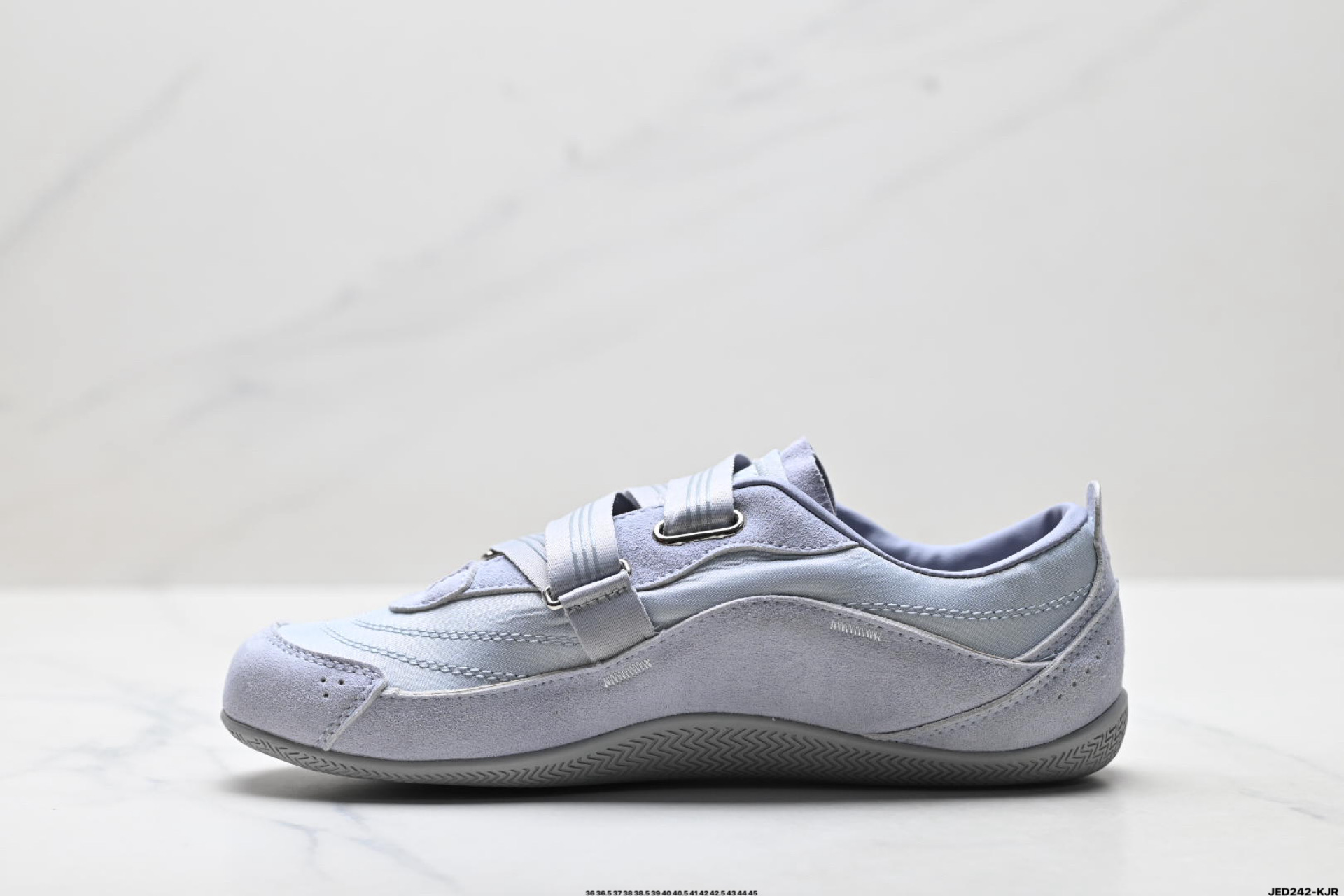 170 ADIDAS URBAN REVERIE 舒适百搭 耐磨低帮 阿迪达斯 生活休闲鞋 KJ9091