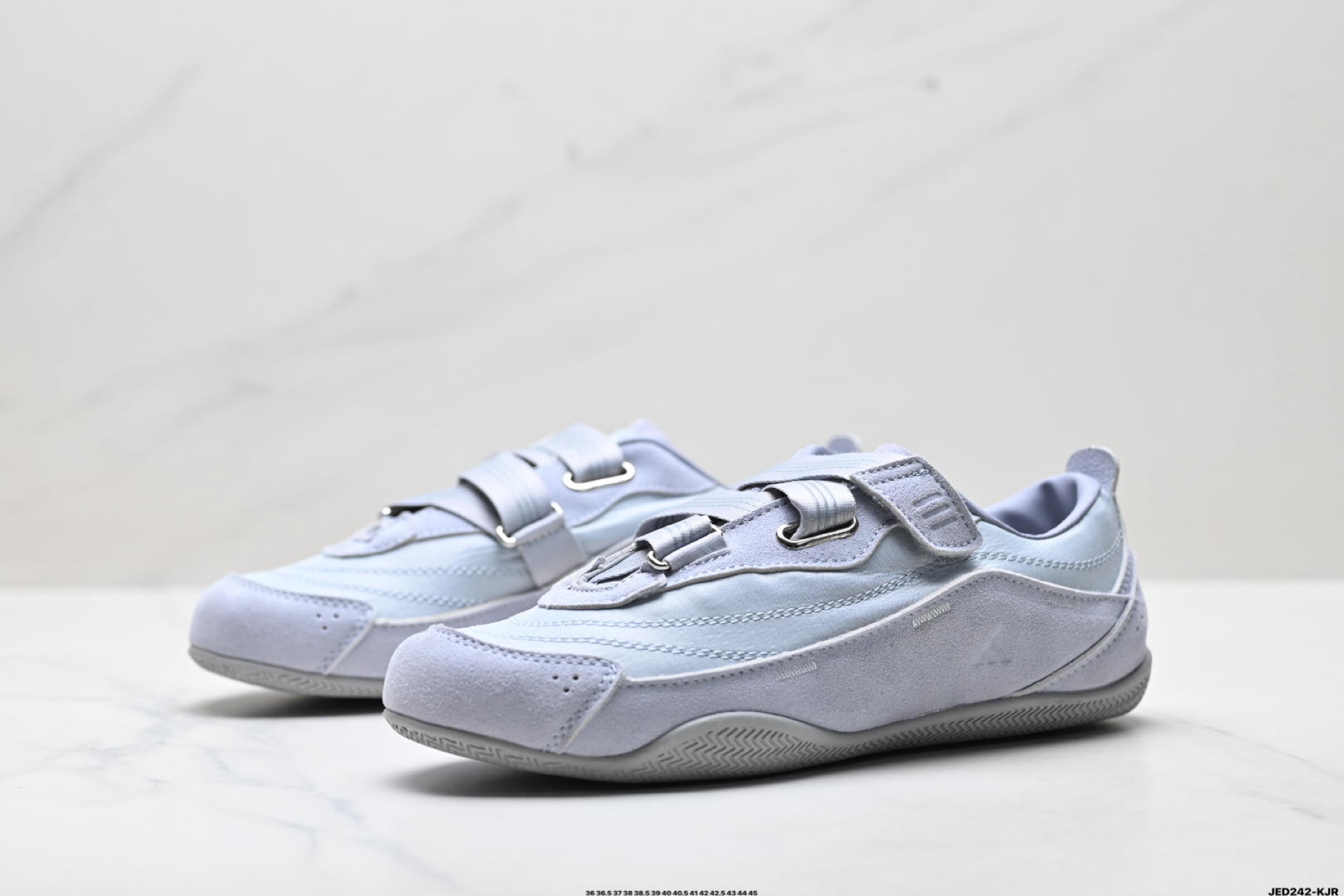 170 ADIDAS URBAN REVERIE 舒适百搭 耐磨低帮 阿迪达斯 生活休闲鞋 KJ9091