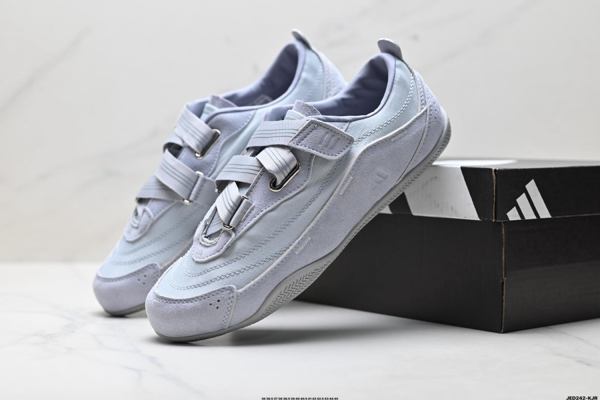 170 ADIDAS URBAN REVERIE 舒适百搭 耐磨低帮 阿迪达斯 生活休闲鞋 KJ9091
