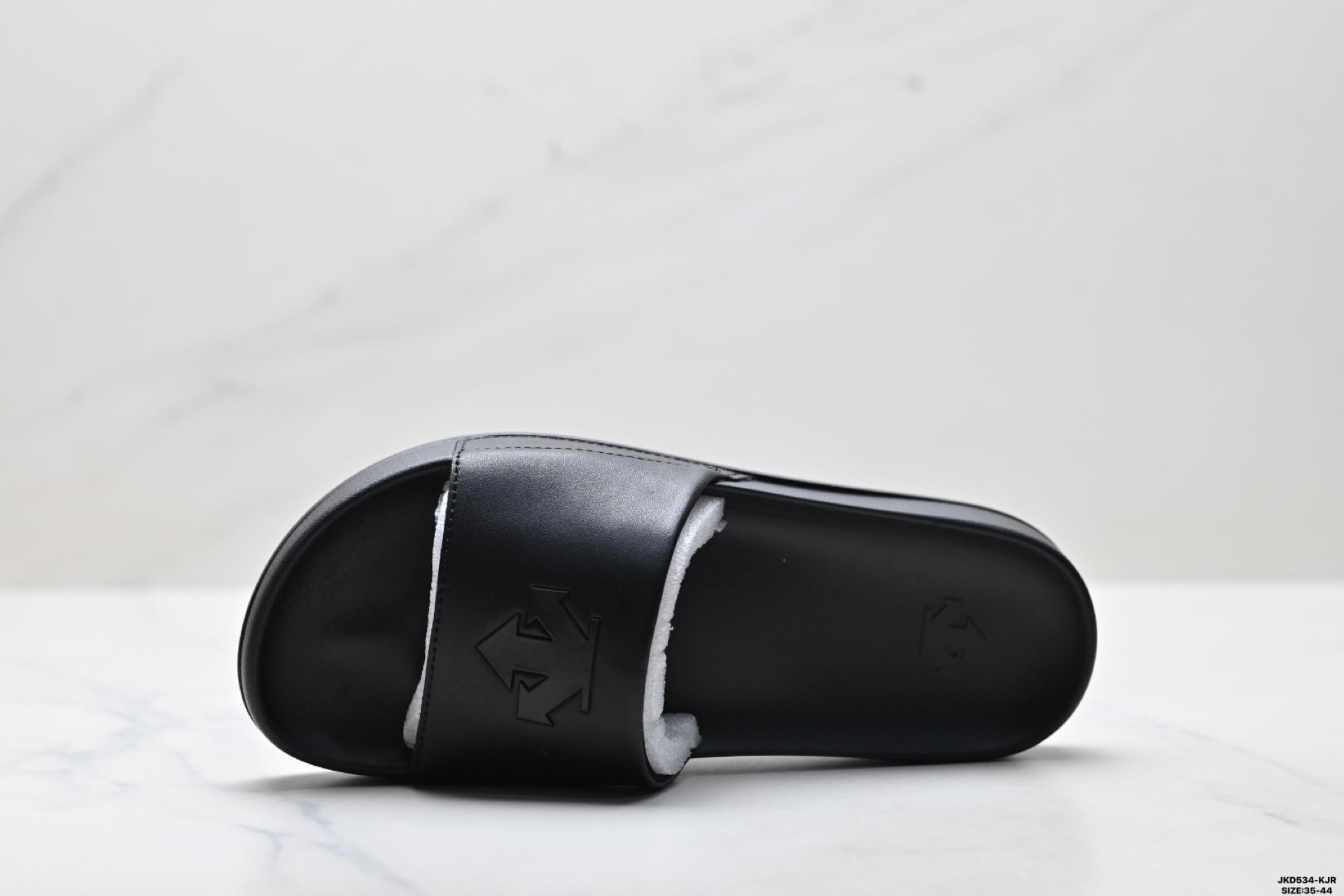 180 DESCENTE迪桑特 LCING NARS 百搭柔软 防滑一字拖鞋 SP362LSD91-Chinese UA Cheap High Quatity Brand Clothes Bags handbags Sneakers wholesale wholesaler seller from China Factory suppliers Fashion Clothing Shoes best Quality Beautiful Price 180 DESCENTE迪桑特 LCING NARS 百搭柔软 防滑一字拖鞋 SP362LSD91