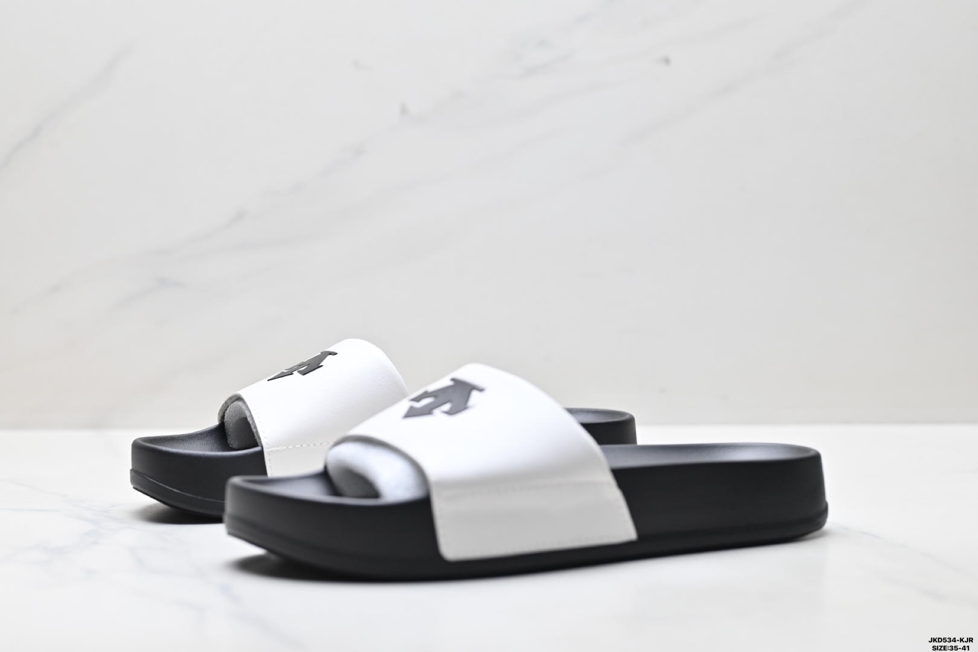 180 DESCENTE迪桑特 LCING NARS 百搭柔软 防滑一字拖鞋 SP362LSD91-Chinese UA Cheap High Quatity Brand Clothes Bags handbags Sneakers wholesale wholesaler seller from China Factory suppliers Fashion Clothing Shoes best Quality Beautiful Price 180 DESCENTE迪桑特 LCING NARS 百搭柔软 防滑一字拖鞋 SP362LSD91