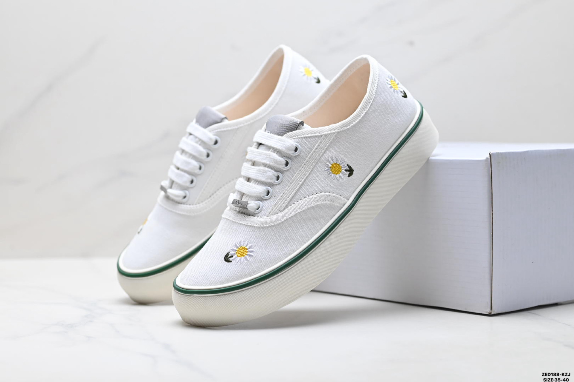280 DIOR迪奥 Saltwind 羊毛丝绸 圆头系带 刺绣 低帮帆布鞋 KCK528OLF-Chinese UA Cheap High Quatity Brand Clothes Bags handbags Sneakers wholesale wholesaler seller from China Factory suppliers Fashion Clothing Shoes best Quality Beautiful Price 280 DIOR迪奥 Saltwind 羊毛丝绸 圆头系带 刺绣 低帮帆布鞋 KCK528OLF