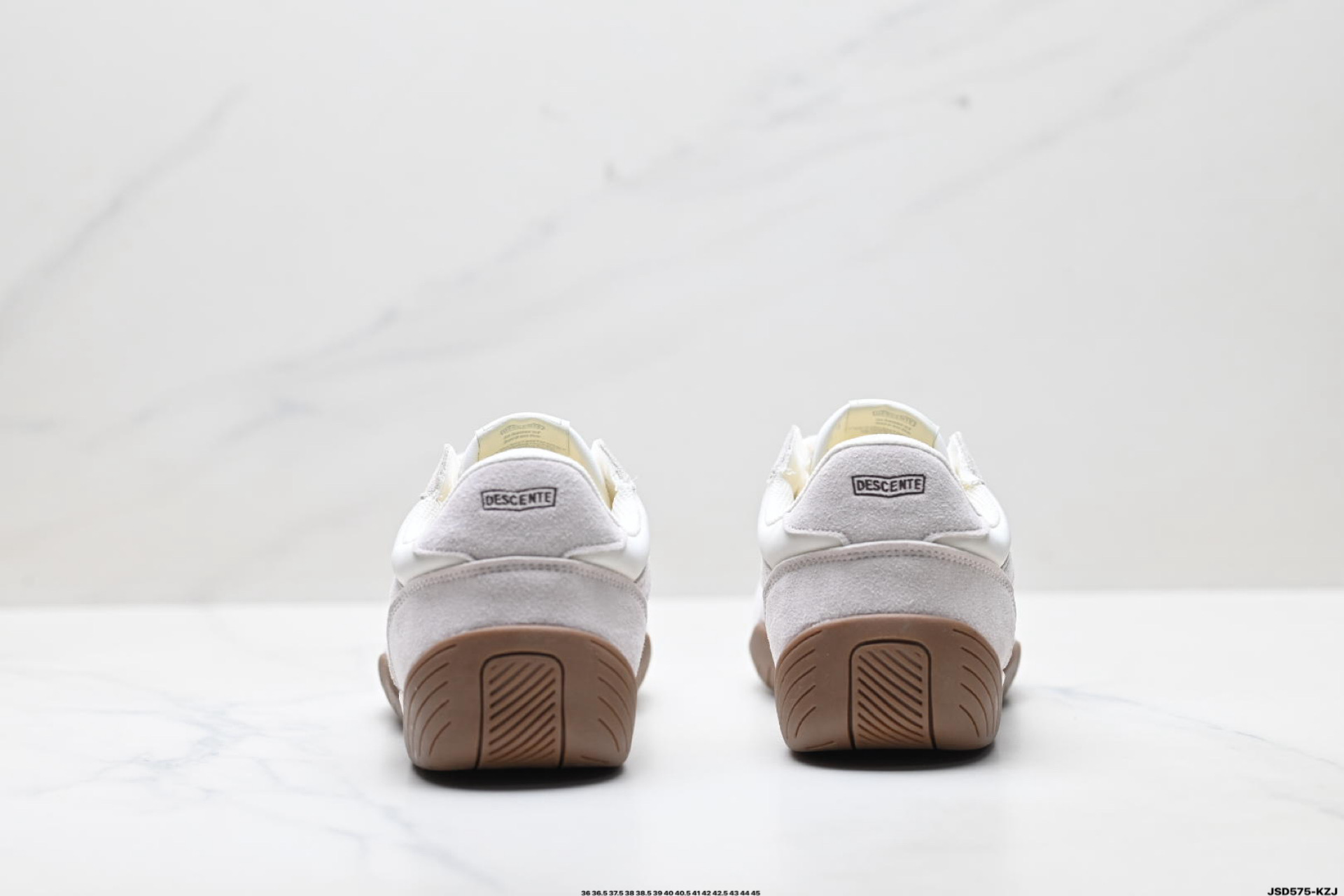 220 DESCENTE迪桑特CHRON TEMPO SLIM系列 复古薄底赛车 运动休闲鞋 D6231LSN54-Chinese UA Cheap High Quatity Brand Clothes Bags handbags Sneakers wholesale wholesaler seller from China Factory suppliers Fashion Clothing Shoes best Quality Beautiful Price 220 DESCENTE迪桑特CHRON TEMPO SLIM系列 复古薄底赛车 运动休闲鞋 D6231LSN54