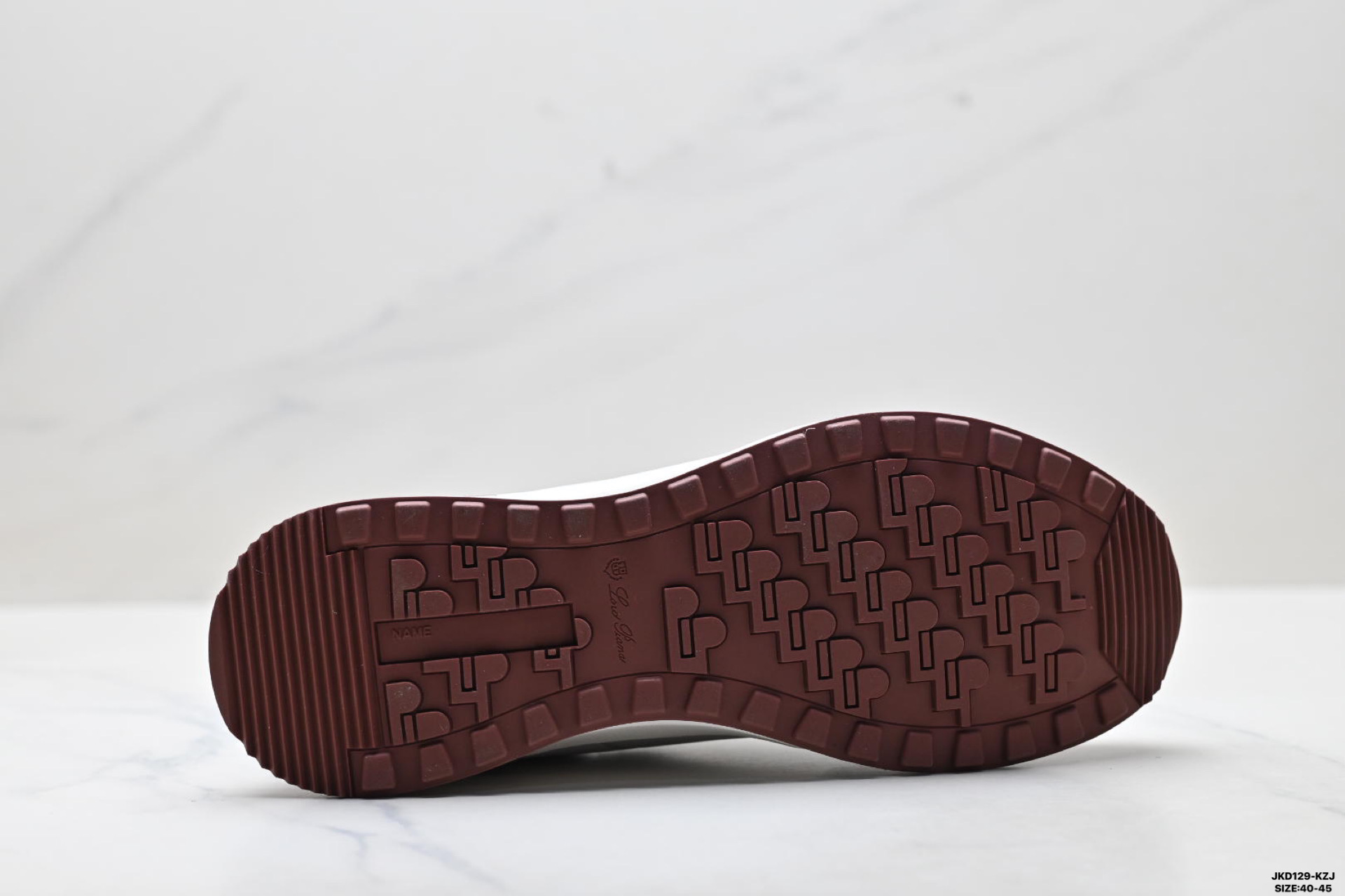 180 Loro Piana Week End Walk 皮革 百搭时尚 低帮休闲板鞋 FAM1719-Chinese UA Cheap High Quatity Brand Clothes Bags handbags Sneakers wholesale wholesaler seller from China Factory suppliers Fashion Clothing Shoes best Quality Beautiful Price 180 Loro Piana Week End Walk 皮革 百搭时尚 低帮休闲板鞋 FAM1719