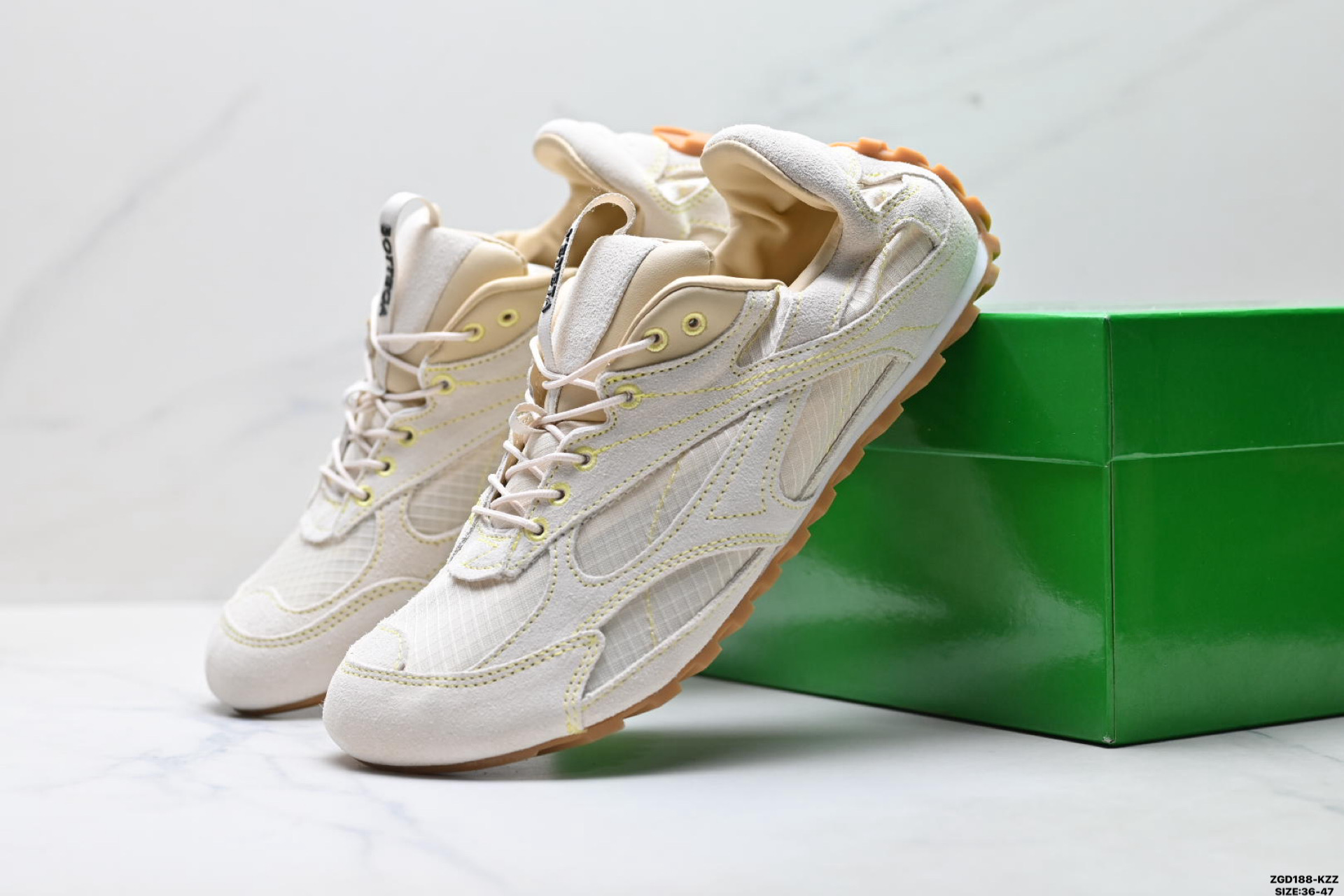 320 Bottega Veneta葆蝶家 Orbit Flash 麂皮抽绳平底 低帮休闲鞋 网眼 麂皮拼接 856046 V65D1 9012