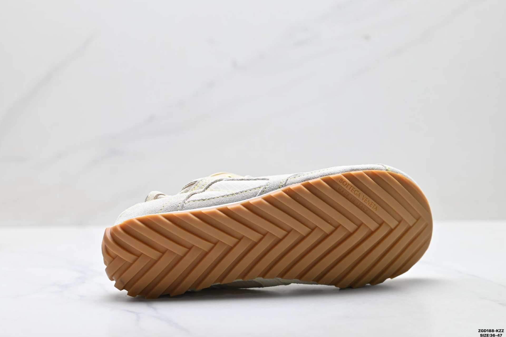 320 Bottega Veneta葆蝶家 Orbit Flash 麂皮抽绳平底 低帮休闲鞋 网眼 麂皮拼接 856046 V65D1 9012