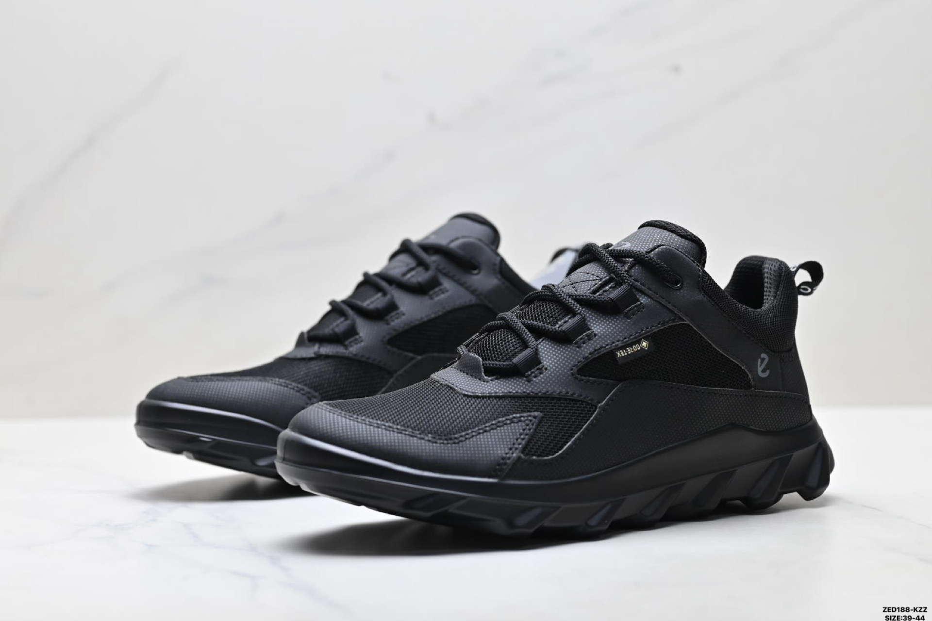 280 Ecco爱步 BIOM MX系列 牛皮 简约舒适 低帮 登山鞋 牛皮鞋面 820264-510-Chinese UA Cheap High Quatity Brand Clothes Bags handbags Sneakers wholesale wholesaler seller from China Factory suppliers Fashion Clothing Shoes best Quality Beautiful Price 280 Ecco爱步 BIOM MX系列 牛皮 简约舒适 低帮 登山鞋 牛皮鞋面 820264-510