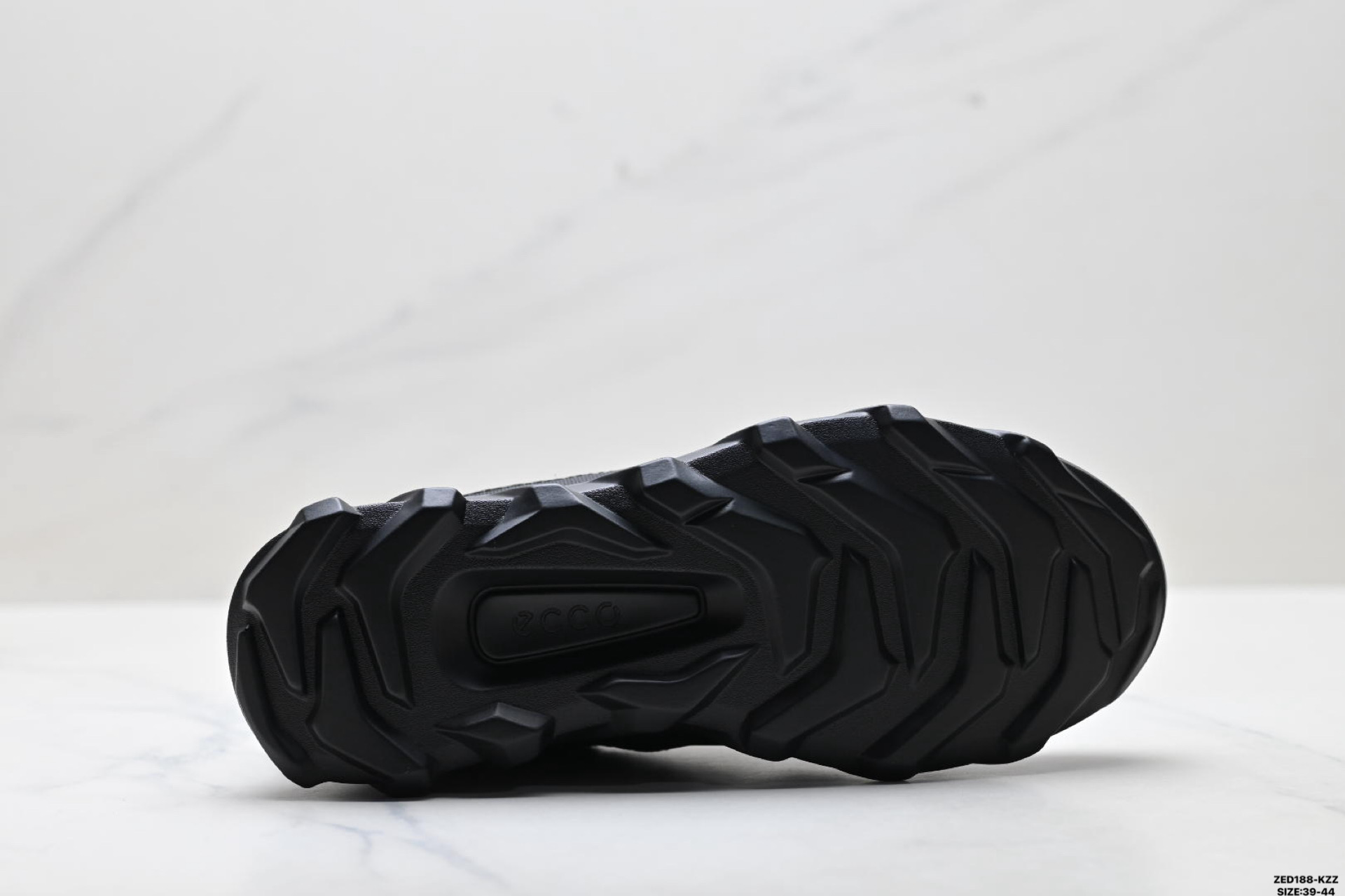 280 Ecco爱步 BIOM MX系列 牛皮 简约舒适 低帮 登山鞋 牛皮鞋面 820264-510-Chinese UA Cheap High Quatity Brand Clothes Bags handbags Sneakers wholesale wholesaler seller from China Factory suppliers Fashion Clothing Shoes best Quality Beautiful Price 280 Ecco爱步 BIOM MX系列 牛皮 简约舒适 低帮 登山鞋 牛皮鞋面 820264-510