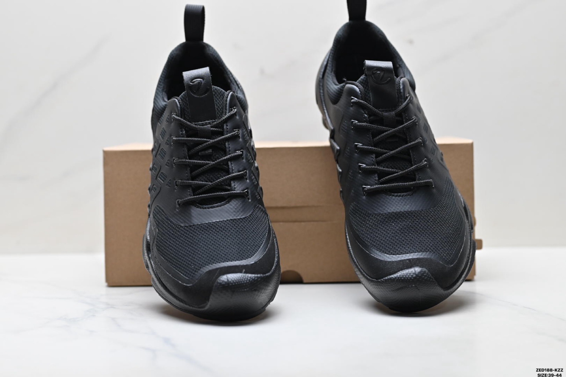 280 Ecco爱步 Biom 2.2 舒适时尚 简约时尚 减震防滑 低帮休闲鞋 842333-614-Chinese UA Cheap High Quatity Brand Clothes Bags handbags Sneakers wholesale wholesaler seller from China Factory suppliers Fashion Clothing Shoes best Quality Beautiful Price 280 Ecco爱步 Biom 2.2 舒适时尚 简约时尚 减震防滑 低帮休闲鞋 842333-614