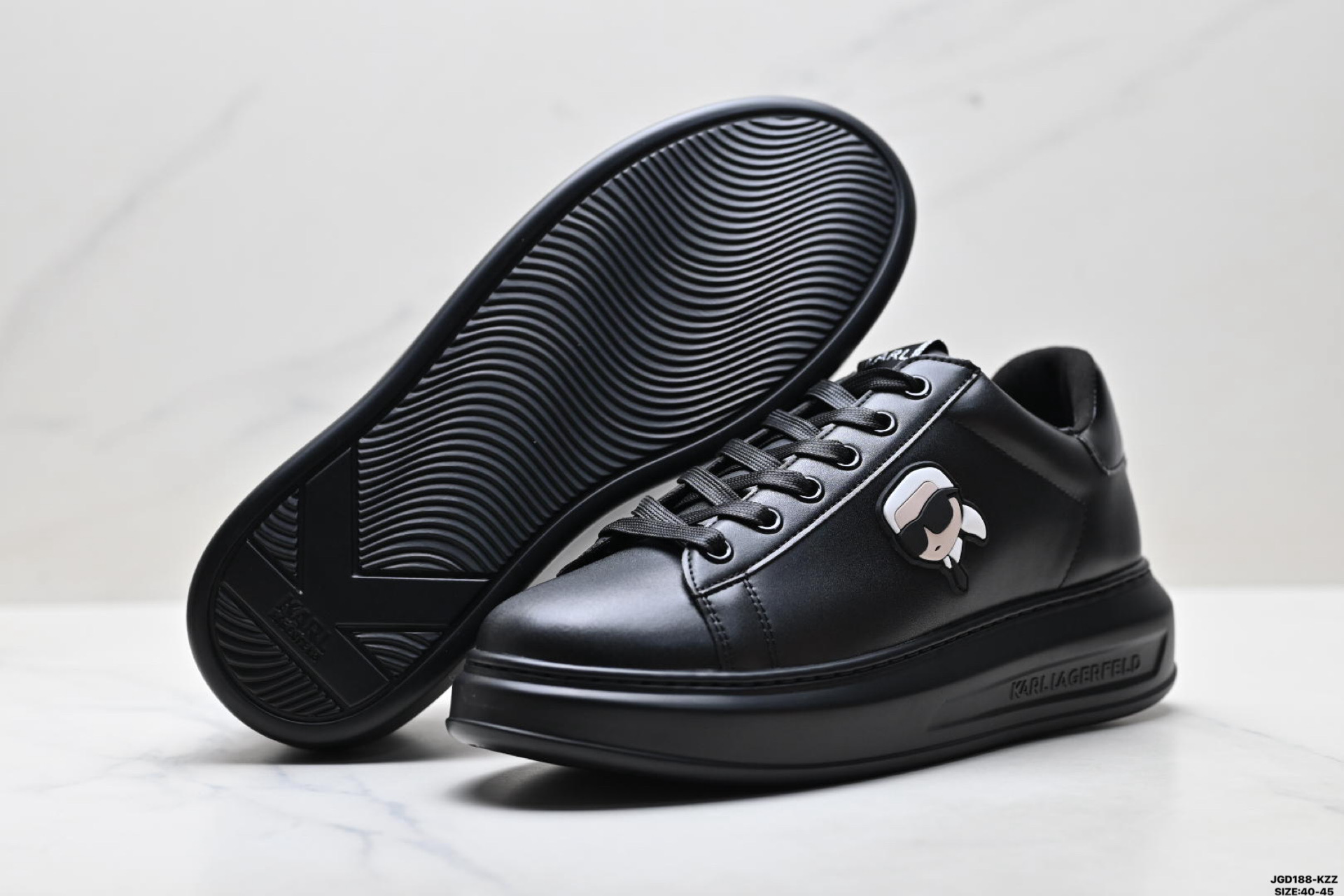 200 KARL LAGERFELD 卡尔 拉格斐 舒适简约 低帮板鞋-Chinese UA Cheap High Quatity Brand Clothes Bags handbags Sneakers wholesale wholesaler seller from China Factory suppliers Fashion Clothing Shoes best Quality Beautiful Price 200 KARL LAGERFELD 卡尔 拉格斐 舒适简约 低帮板鞋