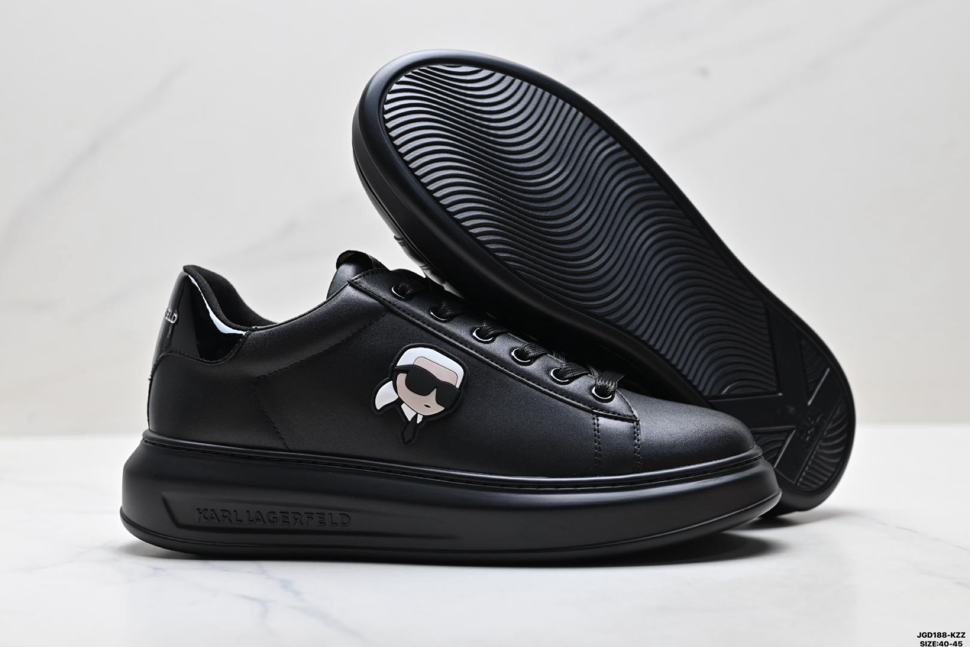200 KARL LAGERFELD 卡尔 拉格斐 舒适简约 低帮板鞋-Chinese UA Cheap High Quatity Brand Clothes Bags handbags Sneakers wholesale wholesaler seller from China Factory suppliers Fashion Clothing Shoes best Quality Beautiful Price 200 KARL LAGERFELD 卡尔 拉格斐 舒适简约 低帮板鞋