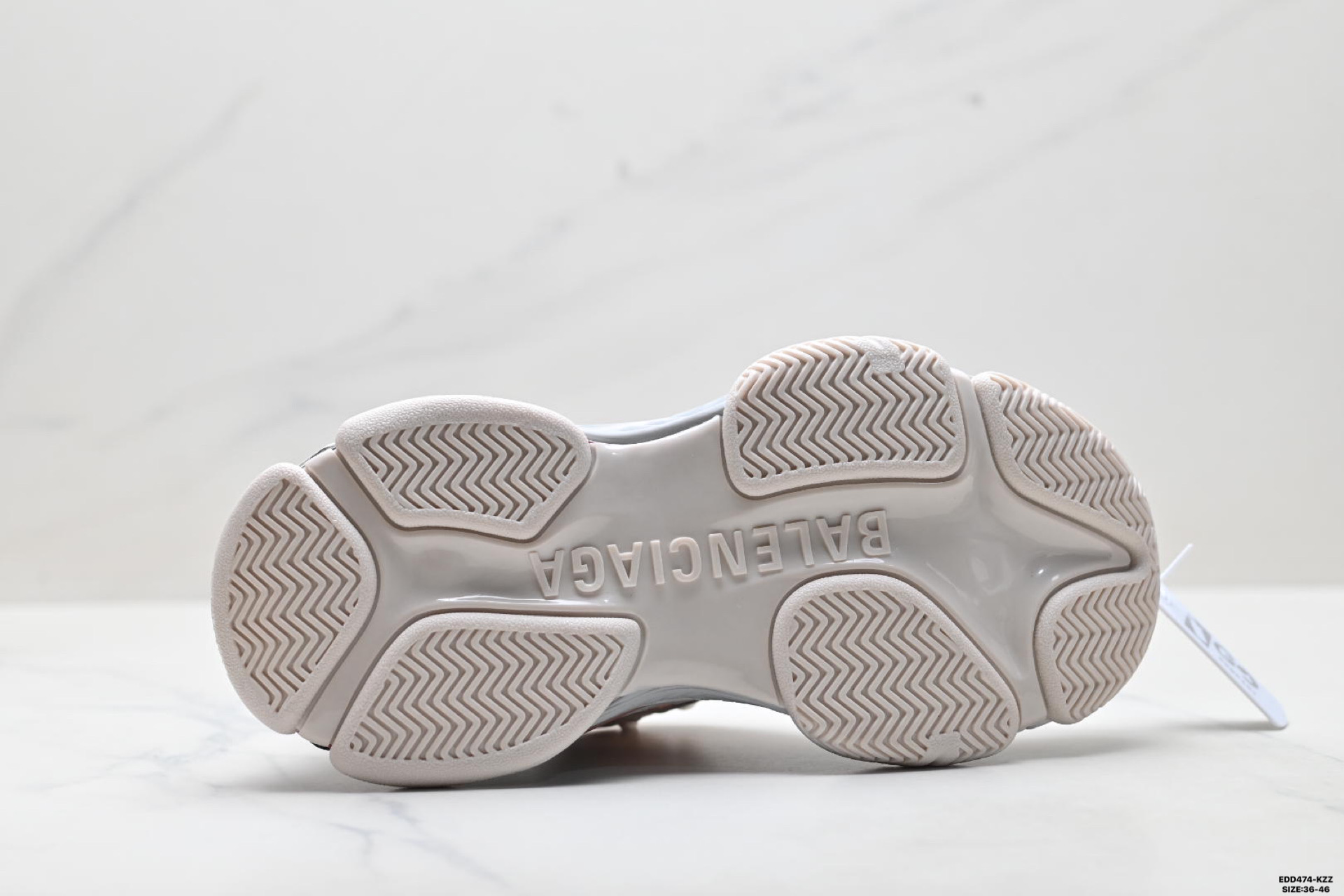 Balenciaga巴黎世家 Triple 厚底系带 低帮老爹鞋 865851 WTR2G 6800-Top High Quatity Cheap Sneakers Fashion Clothing Clothes Bags handbags Shoes of all Brand wholesale With The best Quality And Beautiful Price from China Factory Chinese suppliers wholesaler seller Balenciaga巴黎世家 Triple 厚底系带 低帮老爹鞋 865851 WTR2G 6800