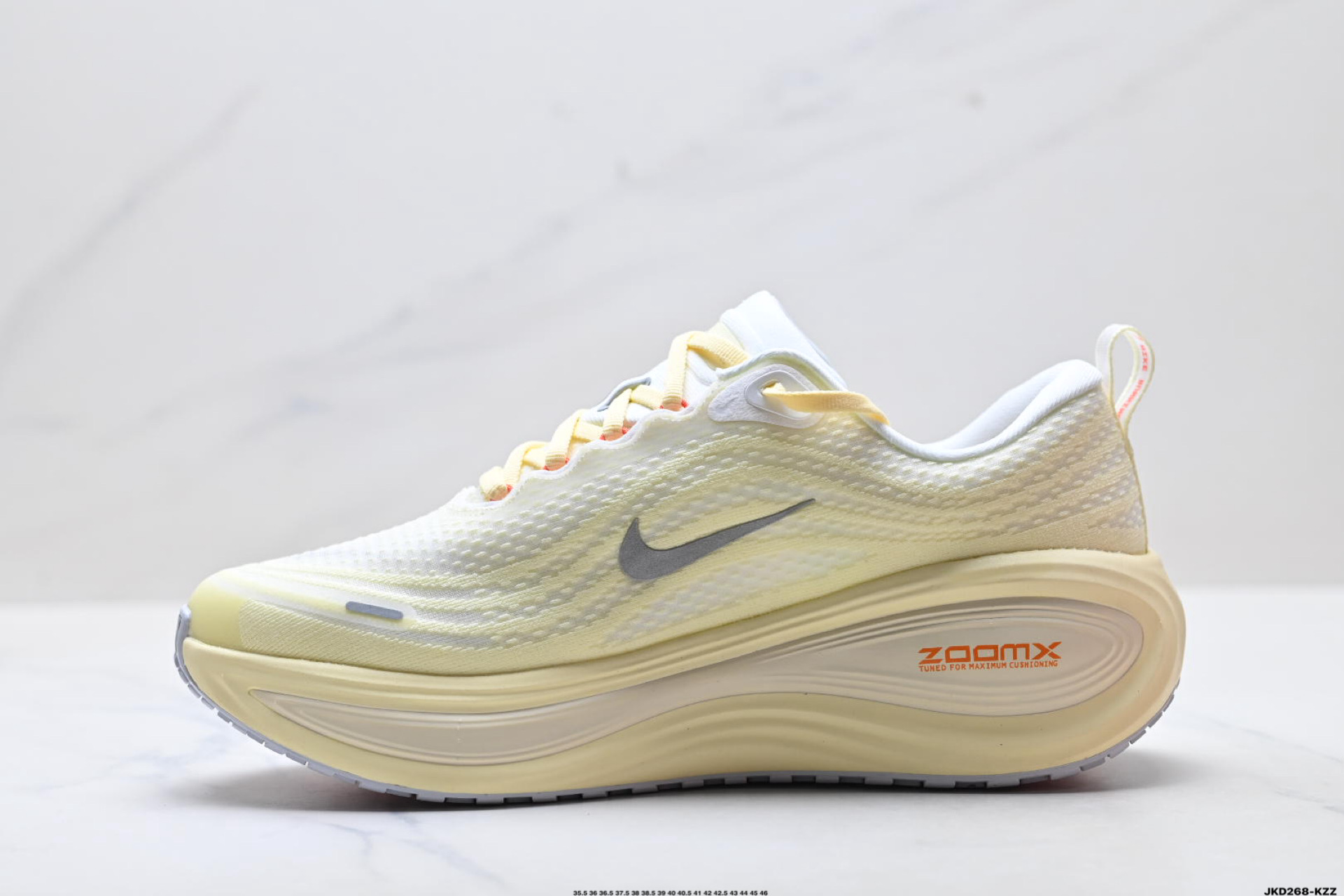 Nike Vomero Plus 耐克 舒适减震防滑 低帮跑步鞋 全掌ReactX泡绵中底 IM5020-100