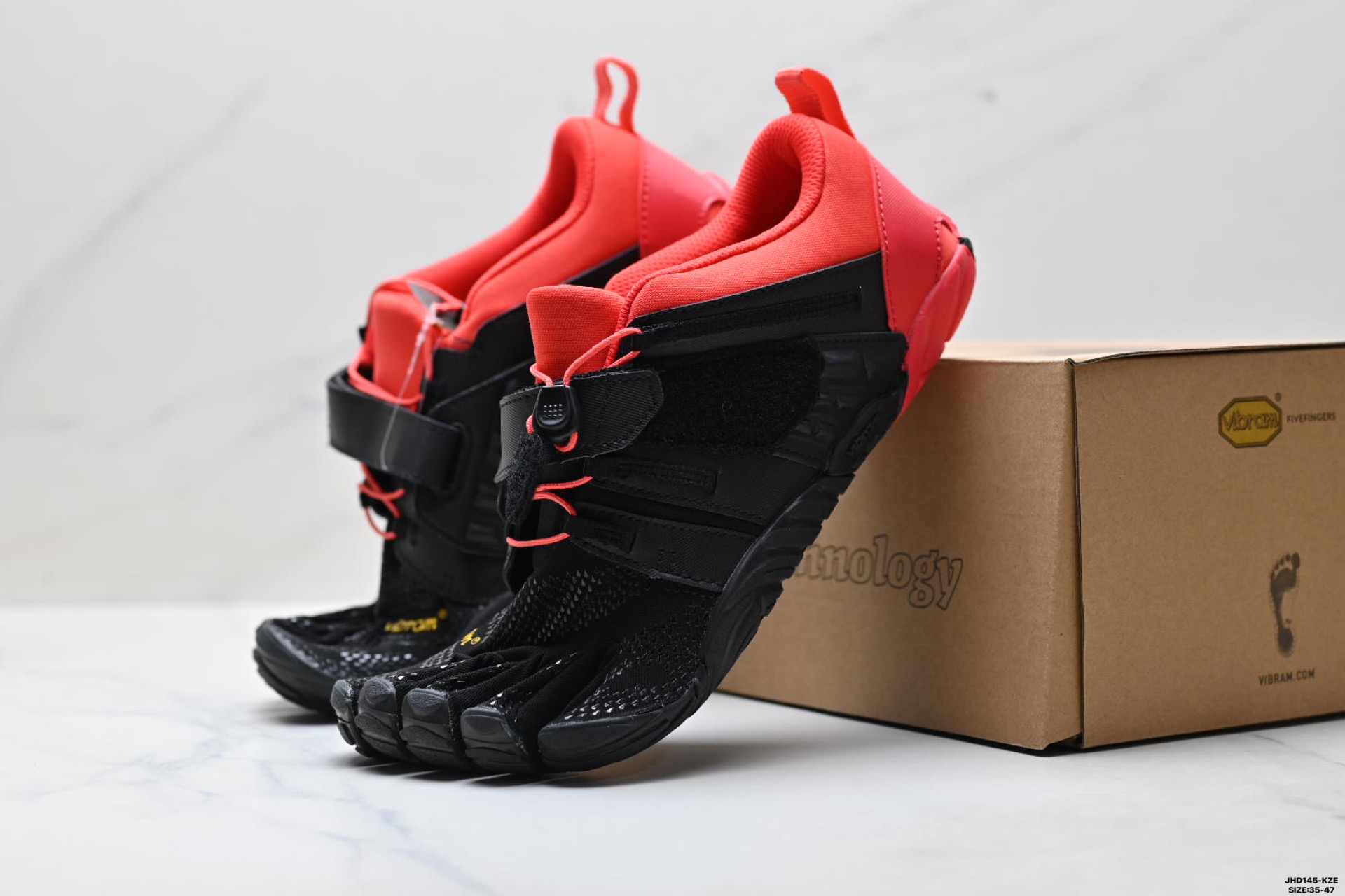 Vibram五指鞋新款上市女室内综合训练健身赤足感跑步运动鞋-Top High Quatity Cheap Sneakers Fashion Clothing Clothes Bags handbags Shoes of all Brand wholesale With The best Quality And Beautiful Price from China Factory Chinese suppliers wholesaler seller Vibram五指鞋新款上市女室内综合训练健身赤足感跑步运动鞋