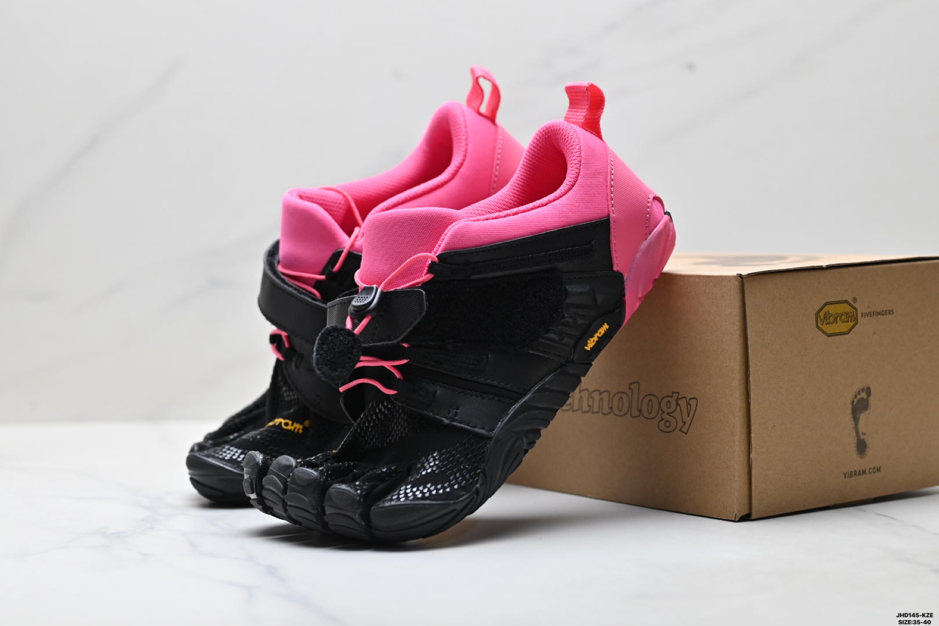 Vibram五指鞋新款上市女室内综合训练健身赤足感跑步运动鞋-Top High Quatity Cheap Sneakers Fashion Clothing Clothes Bags handbags Shoes of all Brand wholesale With The best Quality And Beautiful Price from China Factory Chinese suppliers wholesaler seller Vibram五指鞋新款上市女室内综合训练健身赤足感跑步运动鞋