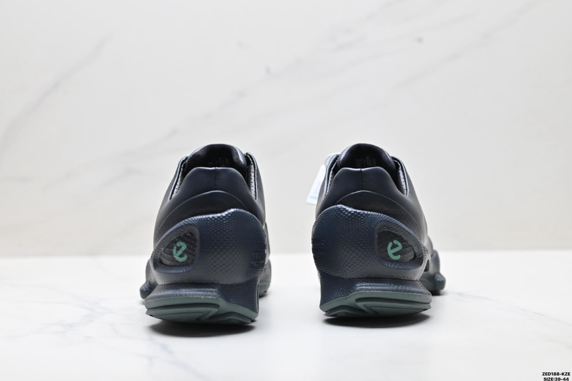 Ecco爱步 Biom C-Trail 健步C 舒适时尚 简约时尚 减震防滑 低帮休闲鞋 803324-510-Top High Quatity Cheap Sneakers Fashion Clothing Clothes Bags handbags Shoes of all Brand wholesale With The best Quality And Beautiful Price from China Factory Chinese suppliers wholesaler seller Ecco爱步 Biom C-Trail 健步C 舒适时尚 简约时尚 减震防滑 低帮休闲鞋 803324-510