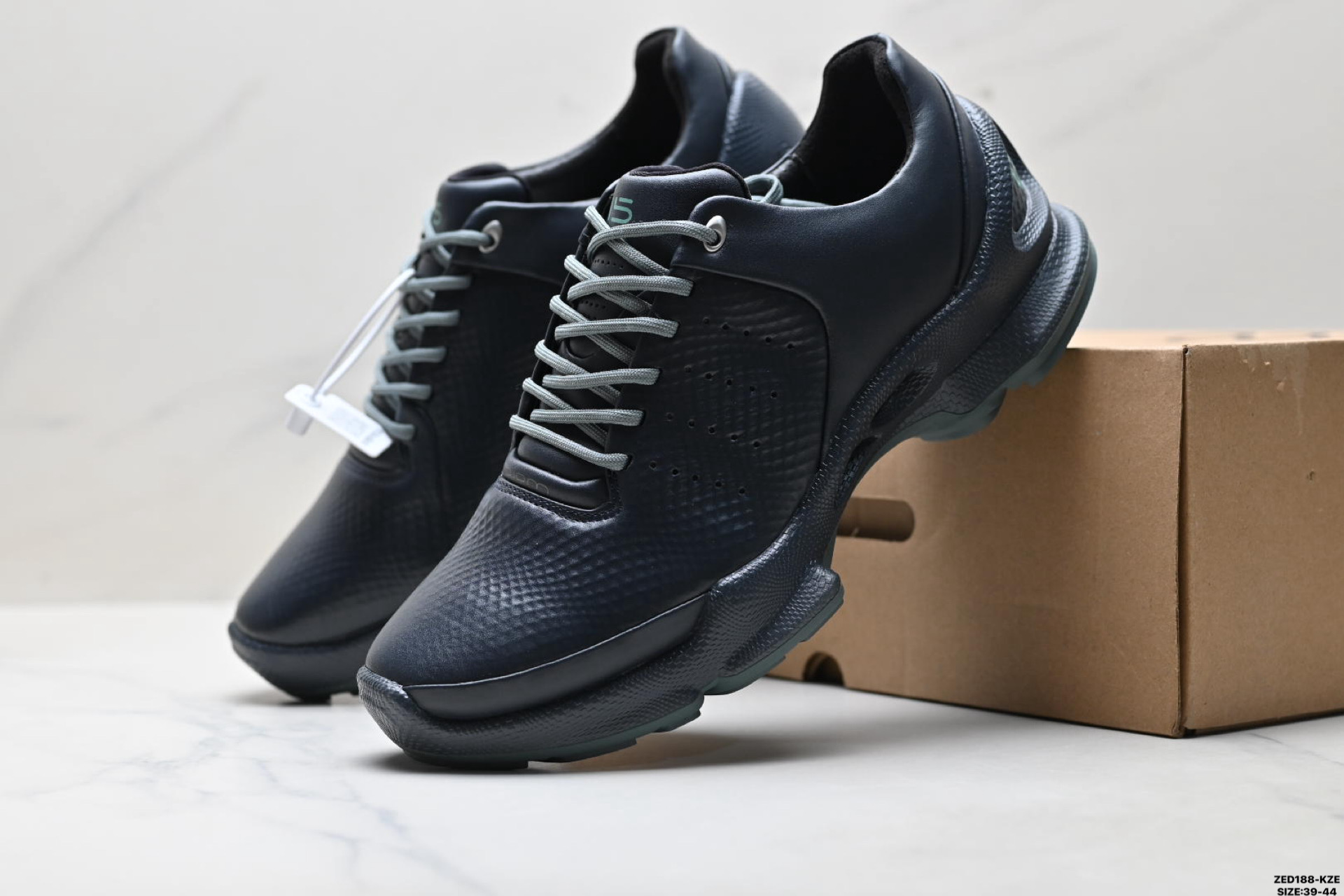 Ecco爱步 Biom C-Trail 健步C 舒适时尚 简约时尚 减震防滑 低帮休闲鞋 803324-510-Top High Quatity Cheap Sneakers Fashion Clothing Clothes Bags handbags Shoes of all Brand wholesale With The best Quality And Beautiful Price from China Factory Chinese suppliers wholesaler seller Ecco爱步 Biom C-Trail 健步C 舒适时尚 简约时尚 减震防滑 低帮休闲鞋 803324-510