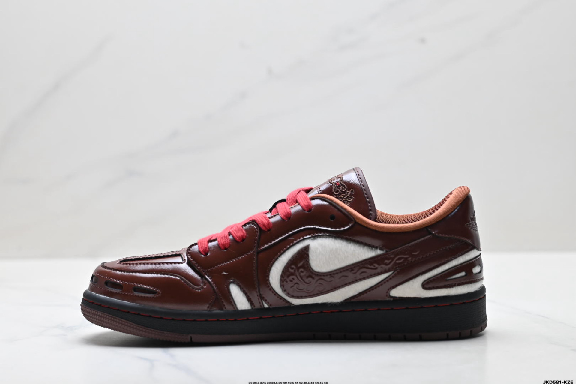 Nike Air Jordan 1 Retro Low 耐克 AJ1乔1低帮休闲板鞋 IQ1106-220