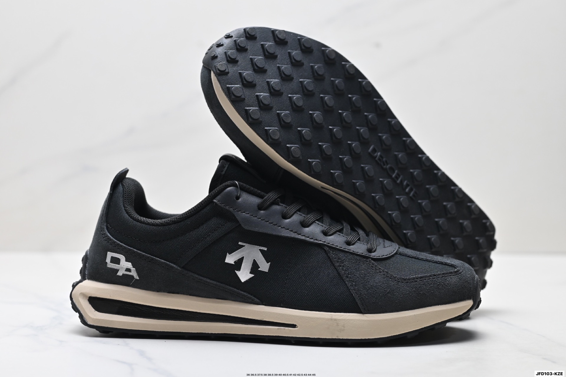 DESCENTE迪桑特CHRON系列男女同款TRAINER运动休闲鞋夏季 D5231LSN15-Top High Quatity Cheap Sneakers Fashion Clothing Clothes Bags handbags Shoes of all Brand wholesale With The best Quality And Beautiful Price from China Factory Chinese suppliers wholesaler seller DESCENTE迪桑特CHRON系列男女同款TRAINER运动休闲鞋夏季 D5231LSN15